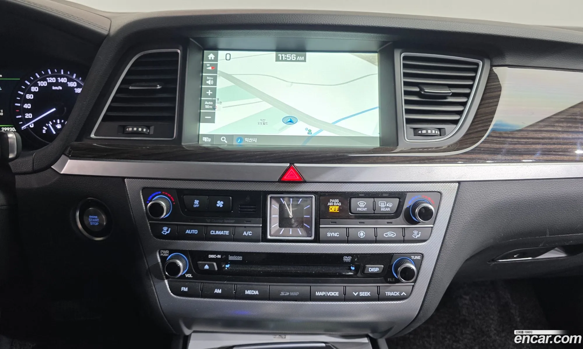 Genesis G80 2017 — 21