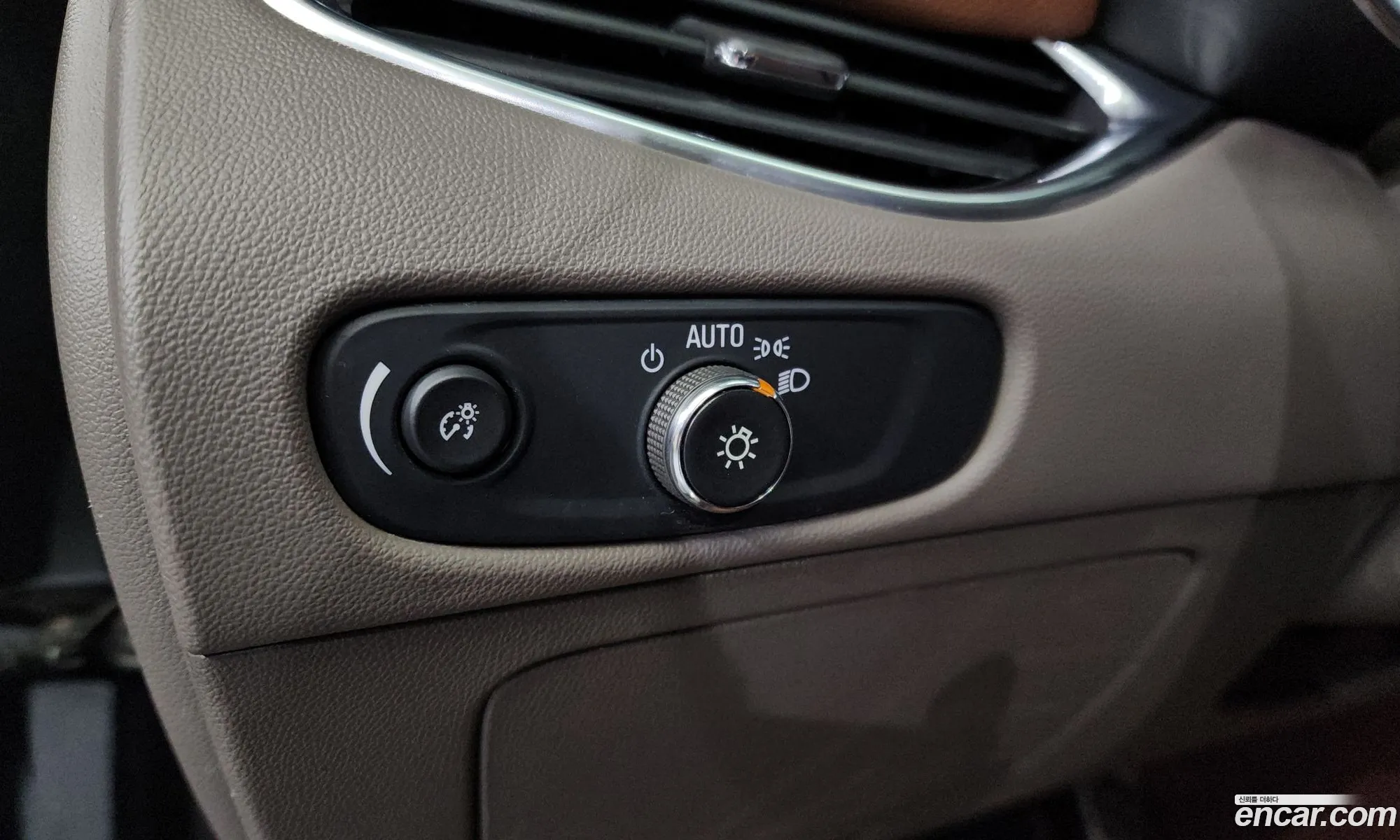 Chevrolet (GM Daewoo) Malibu 2016 — 4