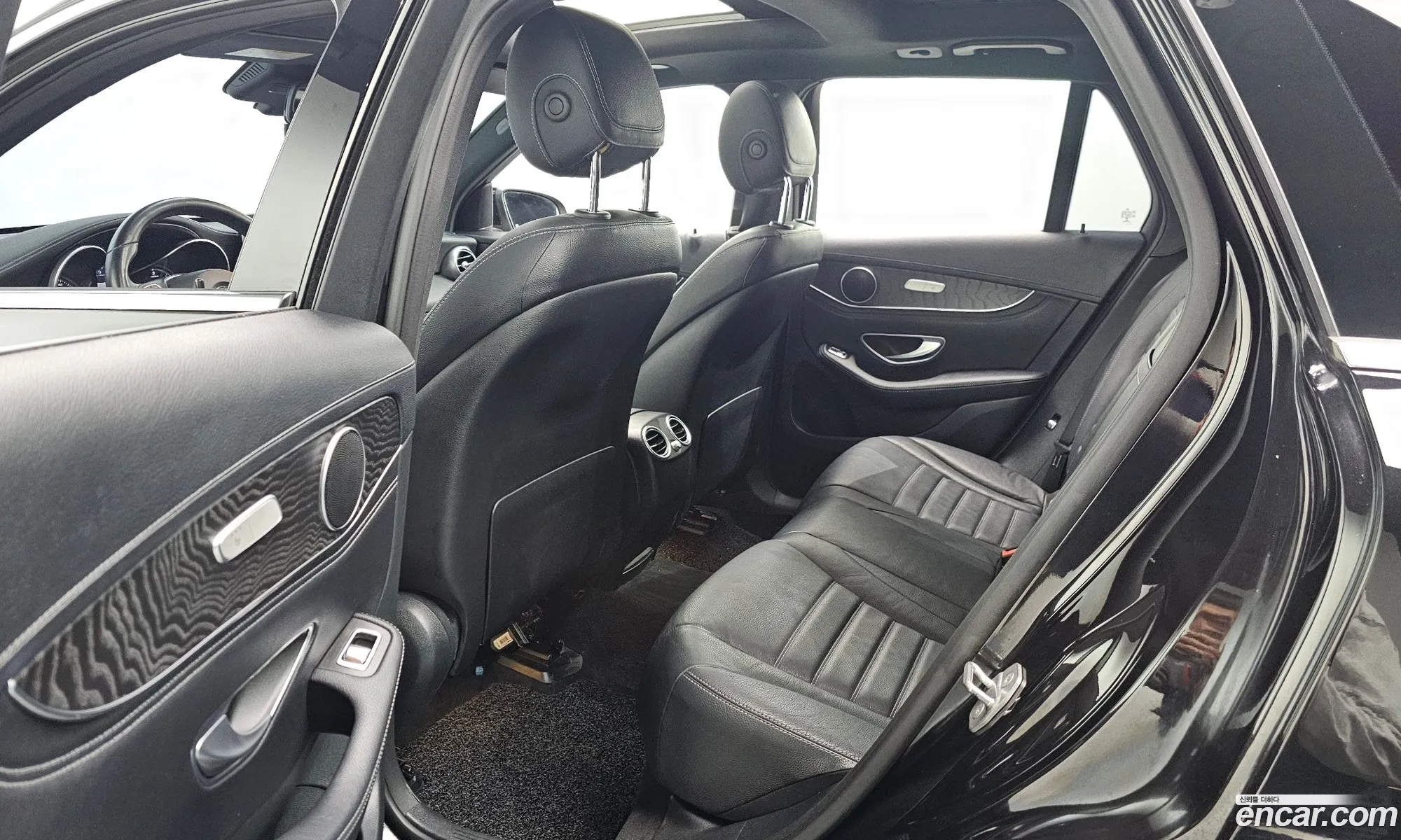 Mercedes-Benz GLC-Class X253 2016 WDC0G0FB2GF089317 — 9