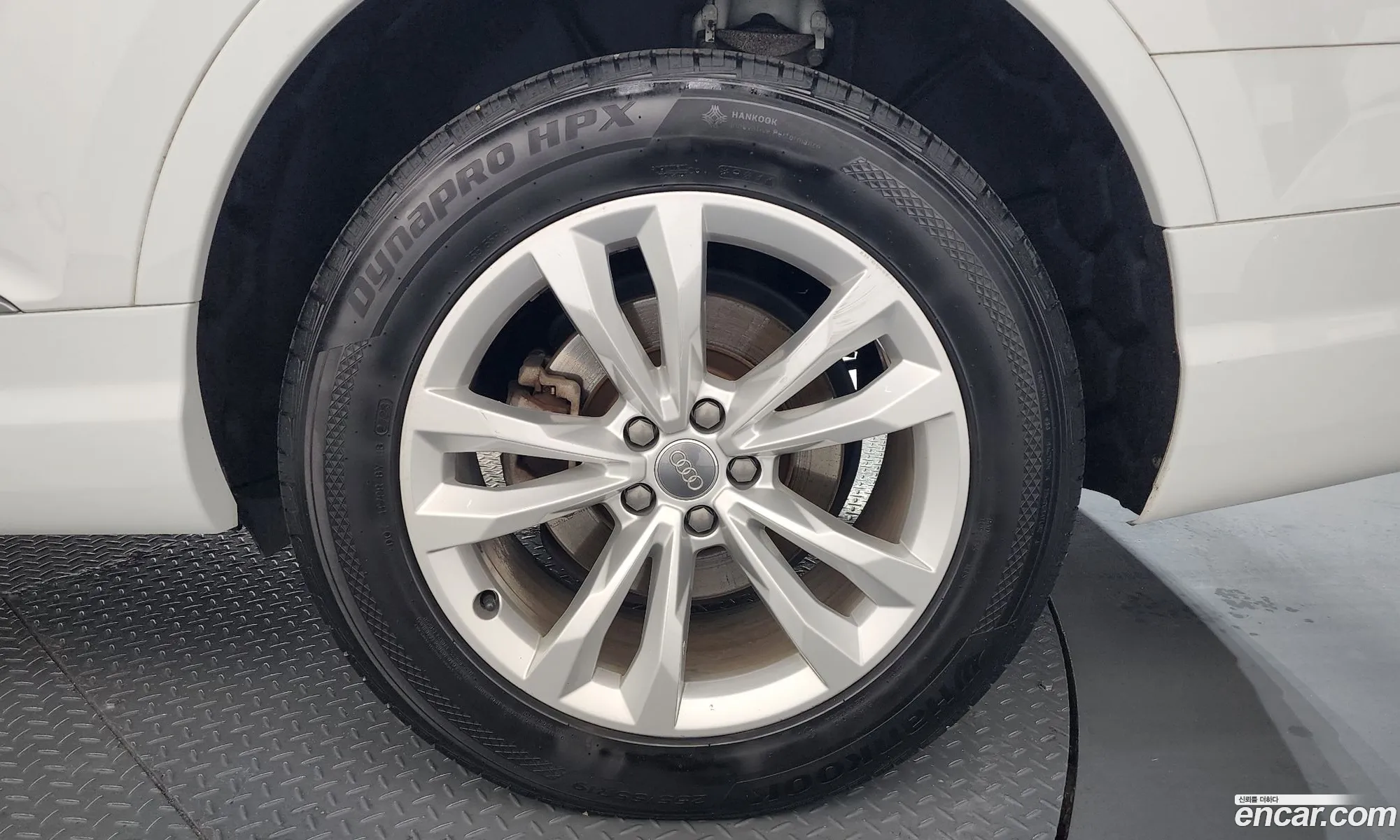 Audi Q7 2019 — 17