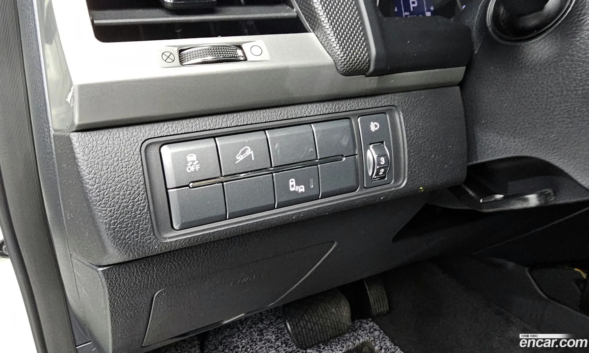 KG Mobility (SsangYong) Rexton Sports 2018 — 11
