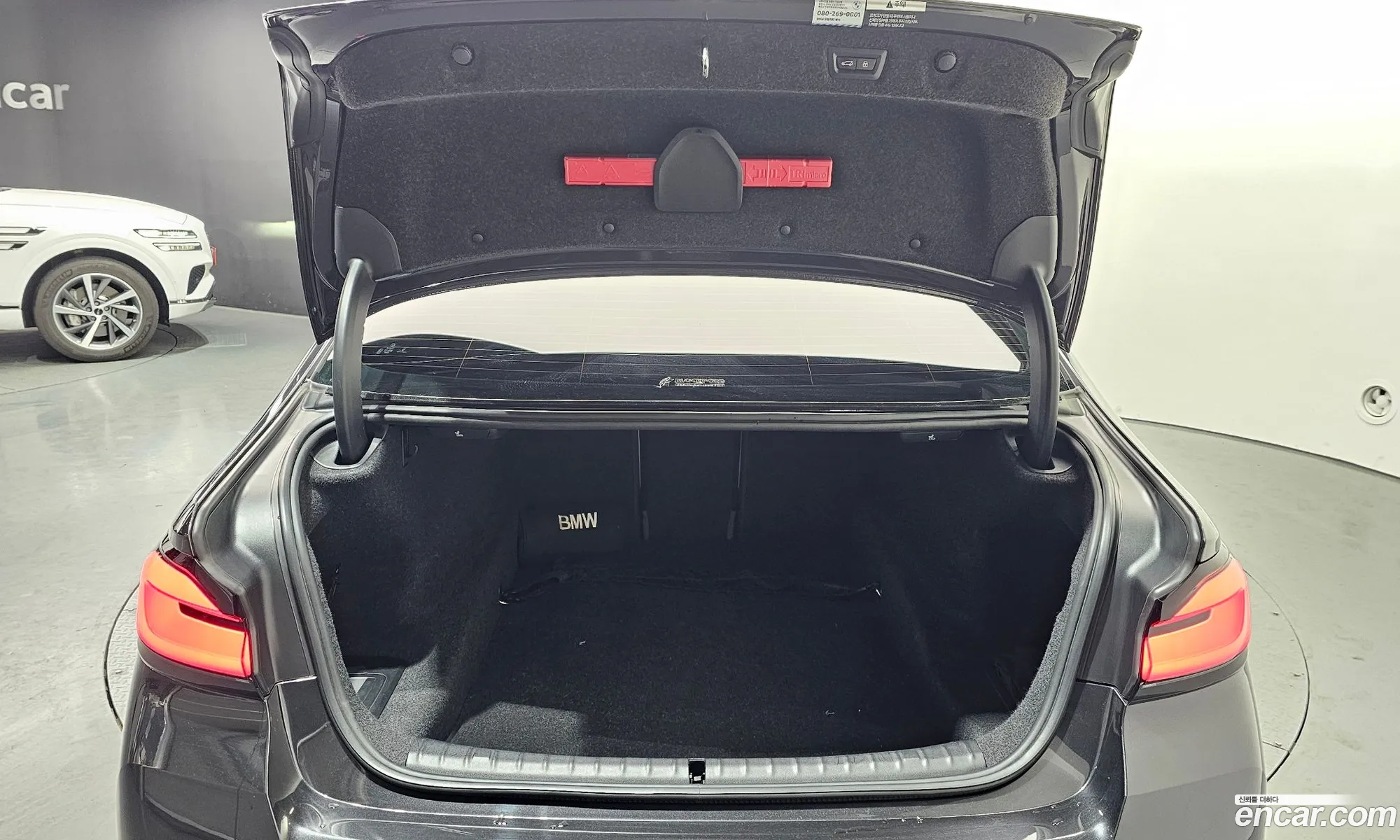 BMW 5 Series 2023 — 11