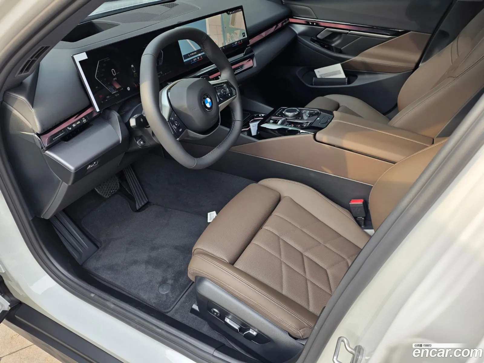 BMW 5 Series 2025 — 19