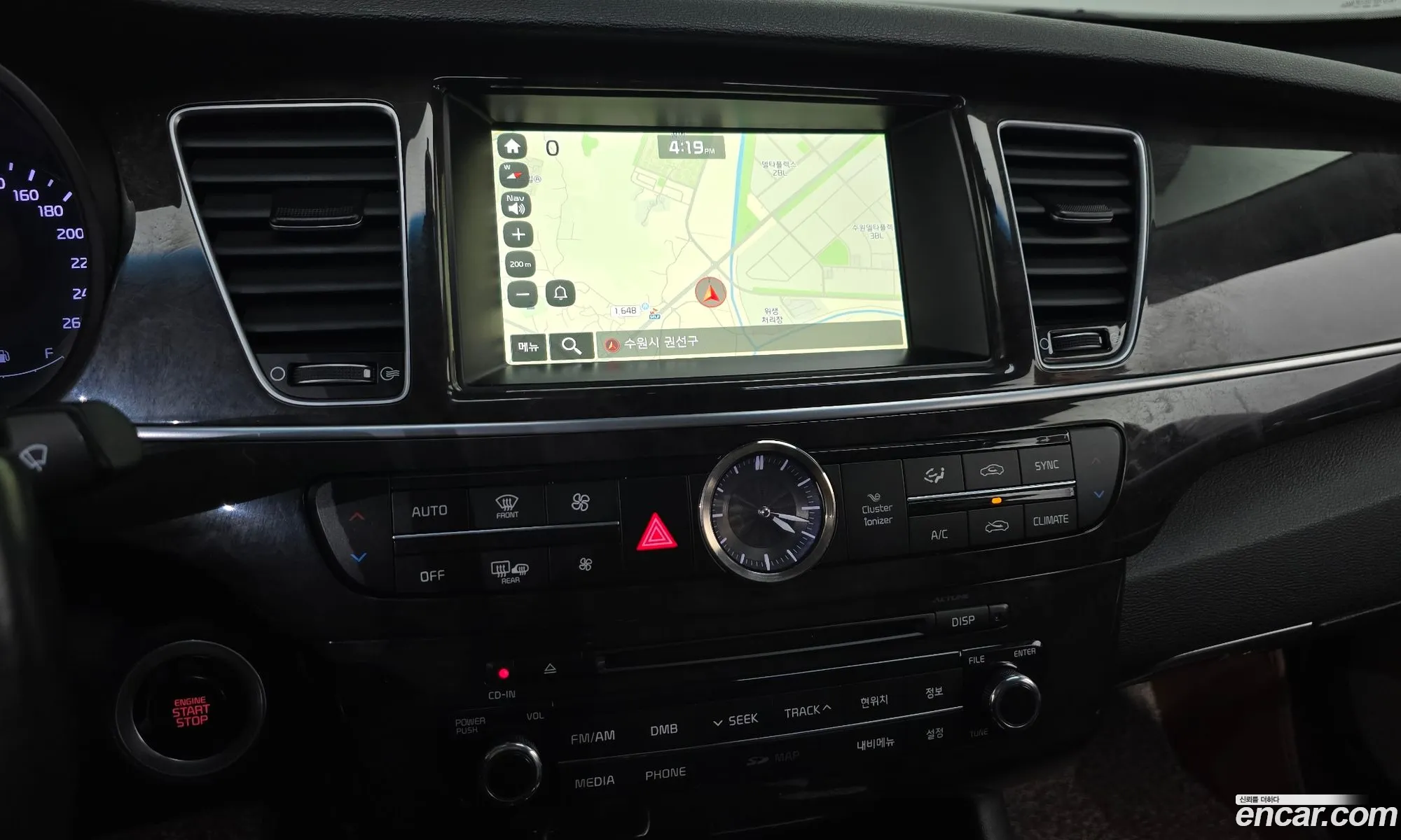 Kia K9 2016 — 12