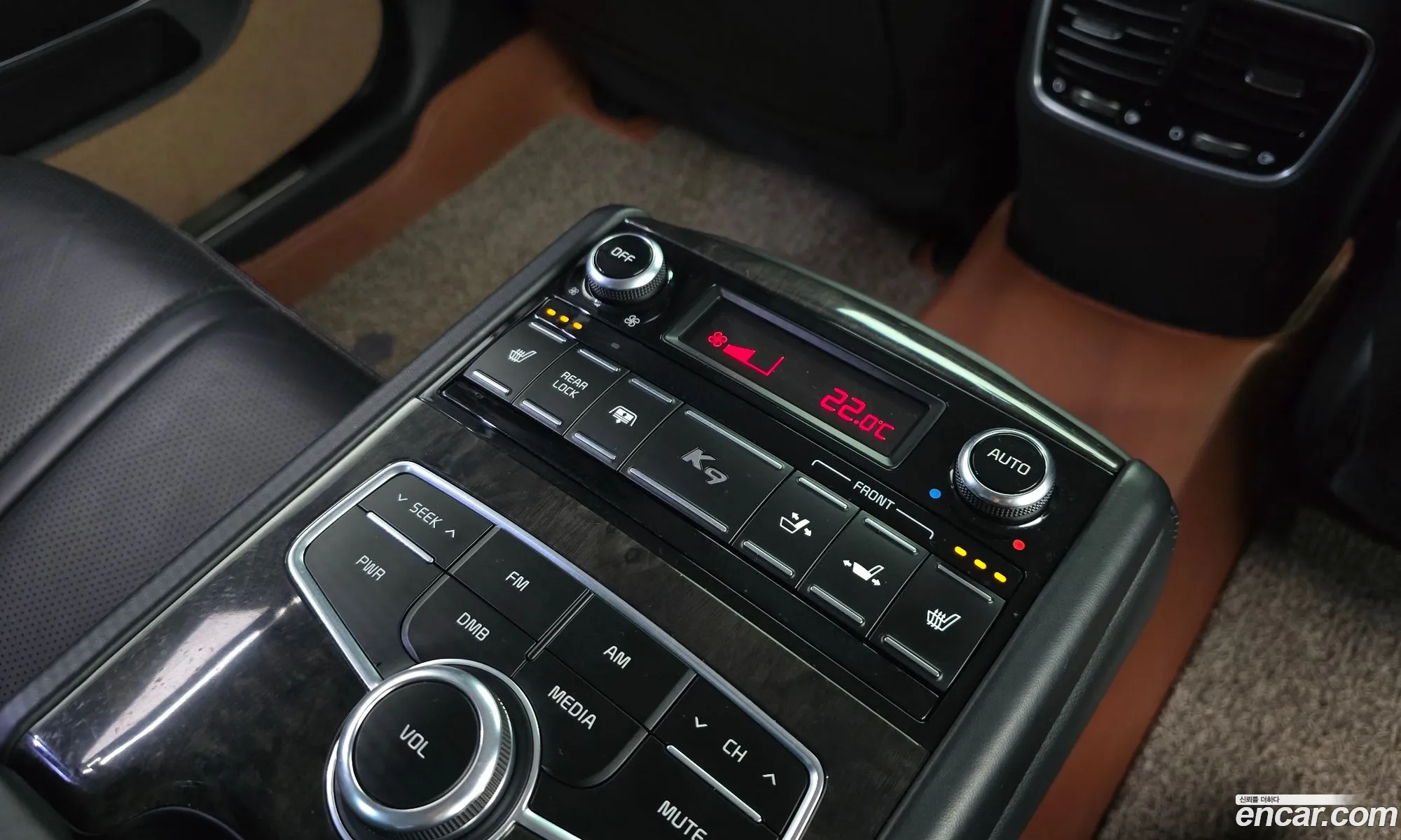 Kia K9 2016 — 16