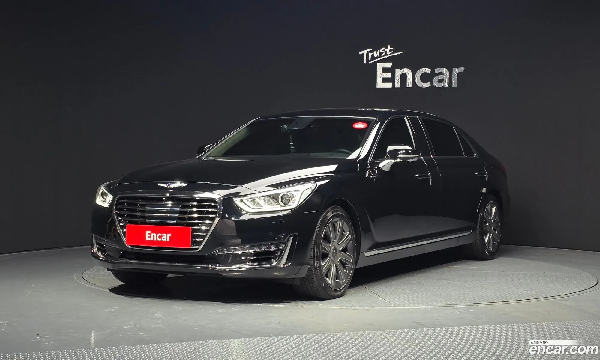 Genesis EQ900 2016 — 19