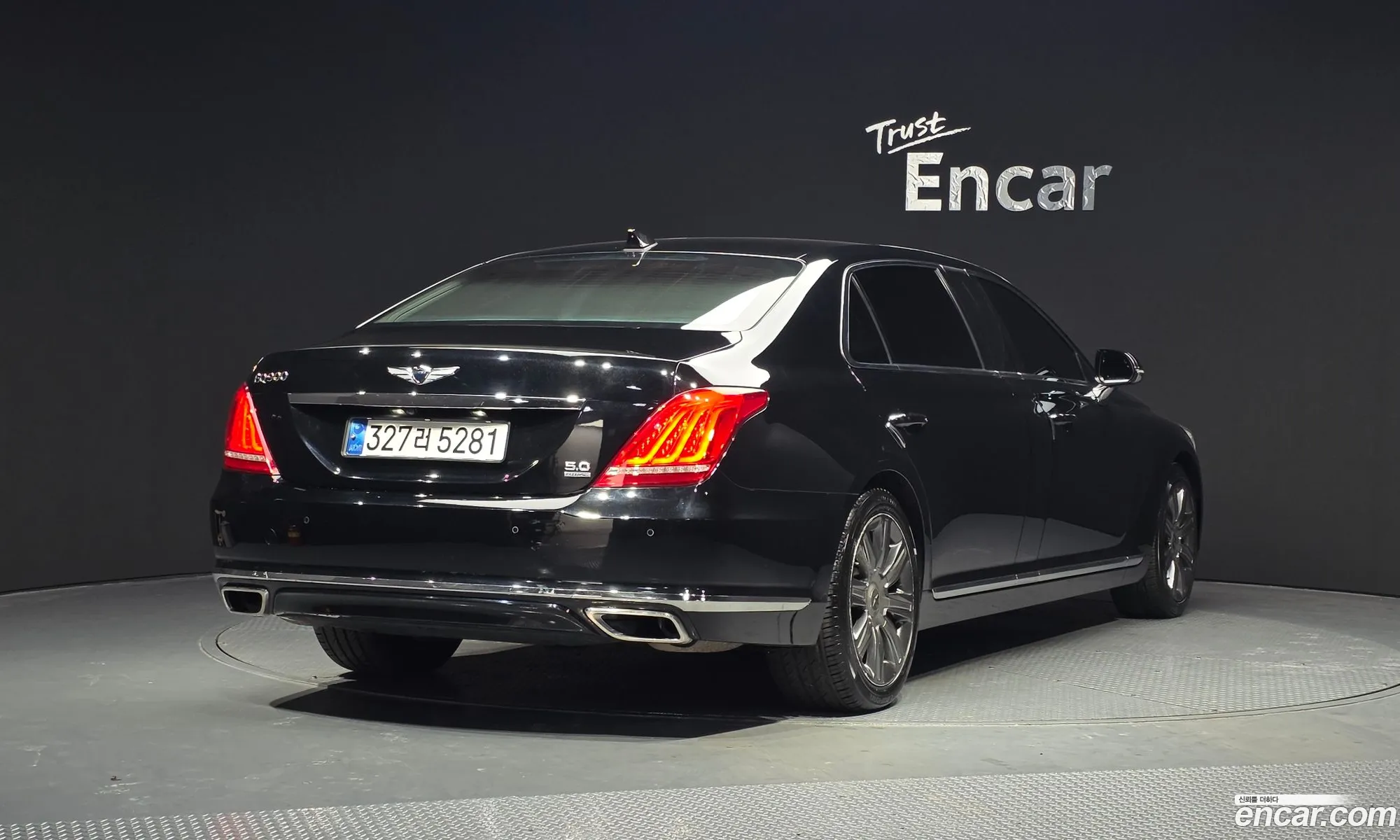 Genesis EQ900 2016 — 17