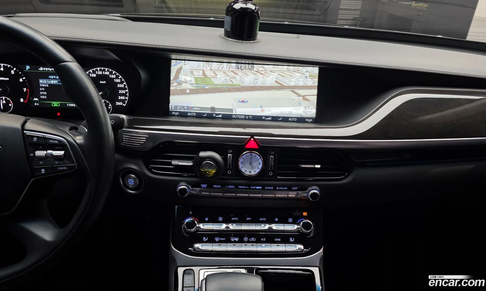 Genesis EQ900 2016 — 14