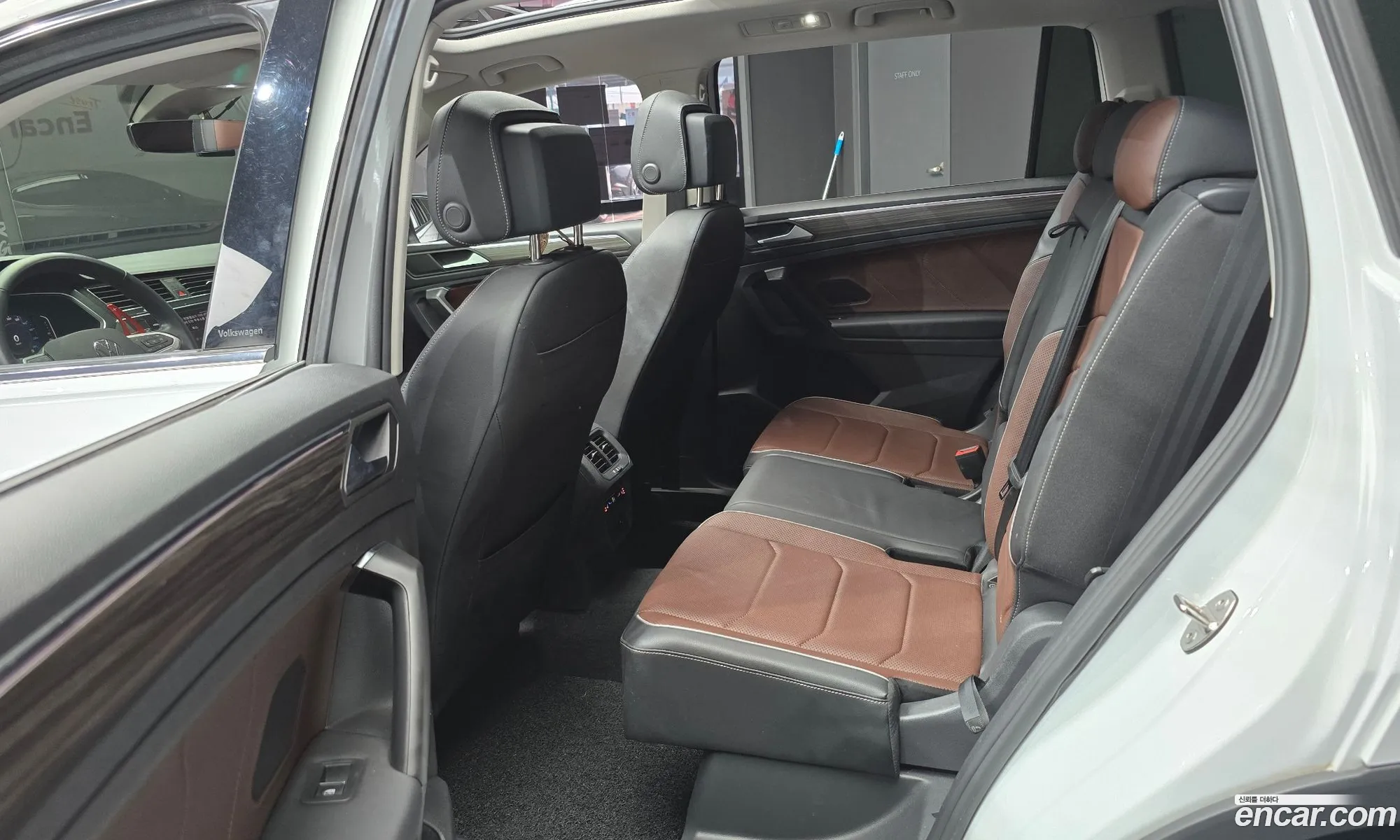 Volkswagen Tiguan Allspace 2023 WVGZZZ5N9PM022082 — 17