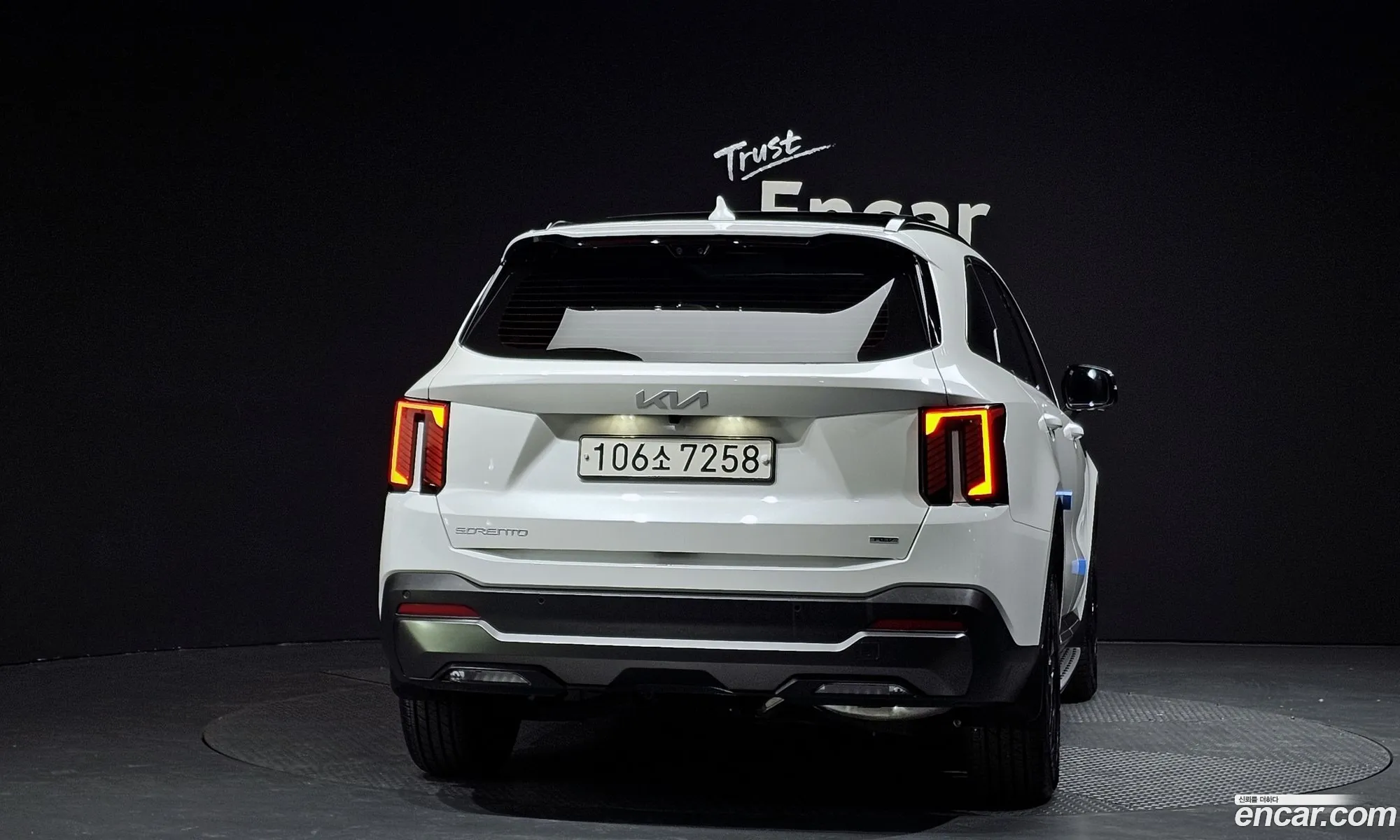 Kia Sorento 2024 — 17