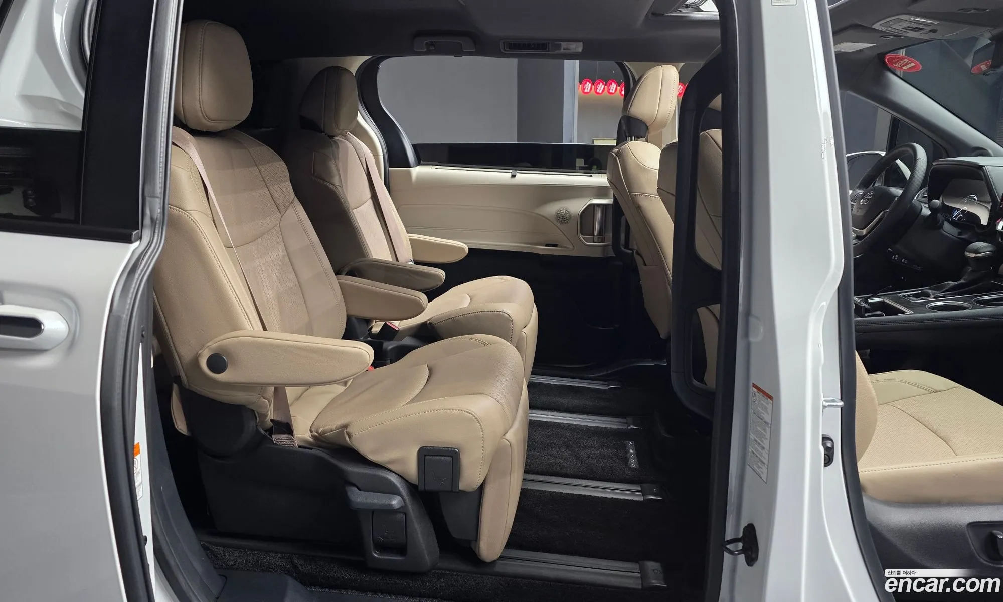 Toyota Sienna 2024 — 15