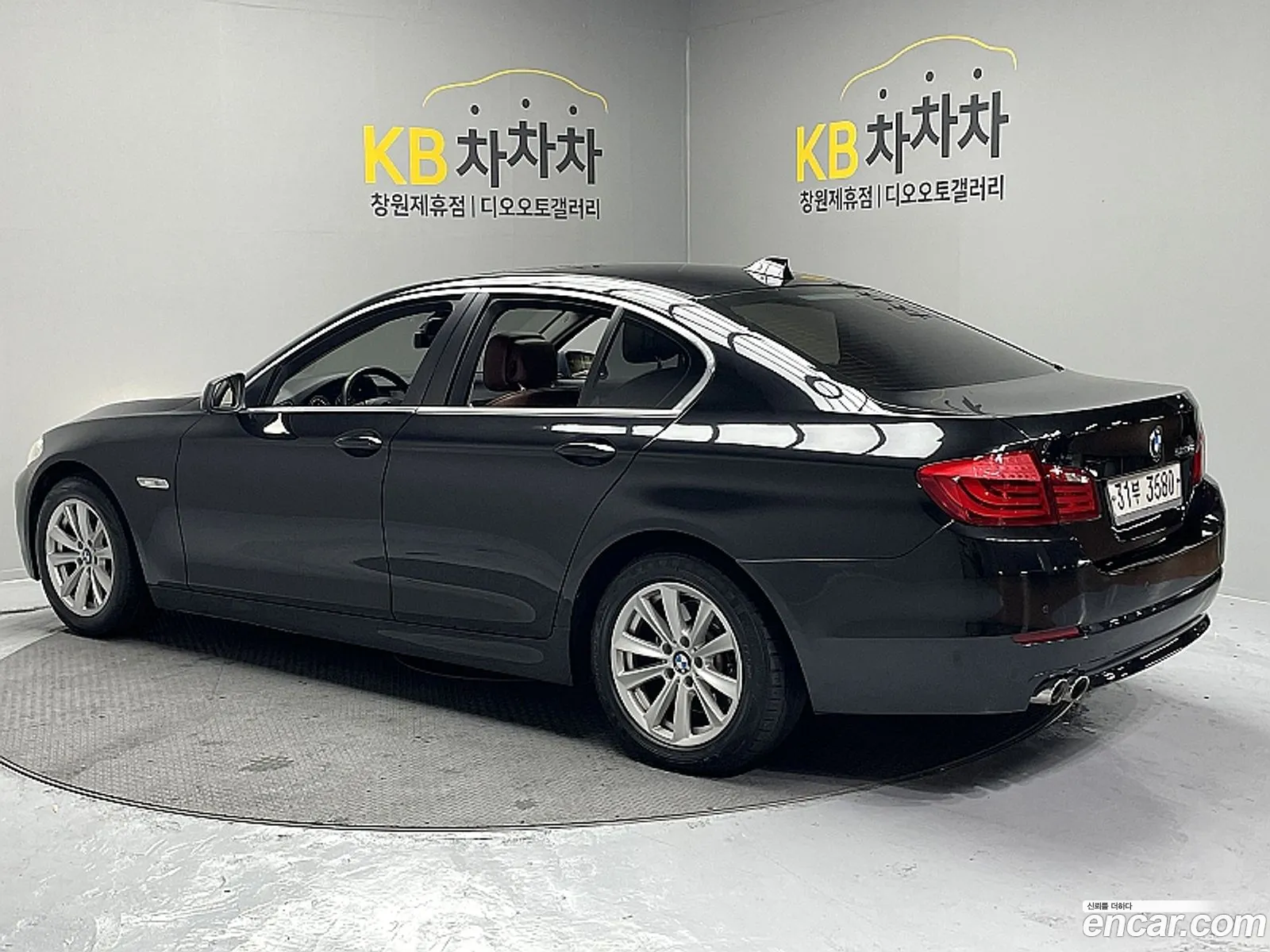 BMW 5 Series 2012 — 10