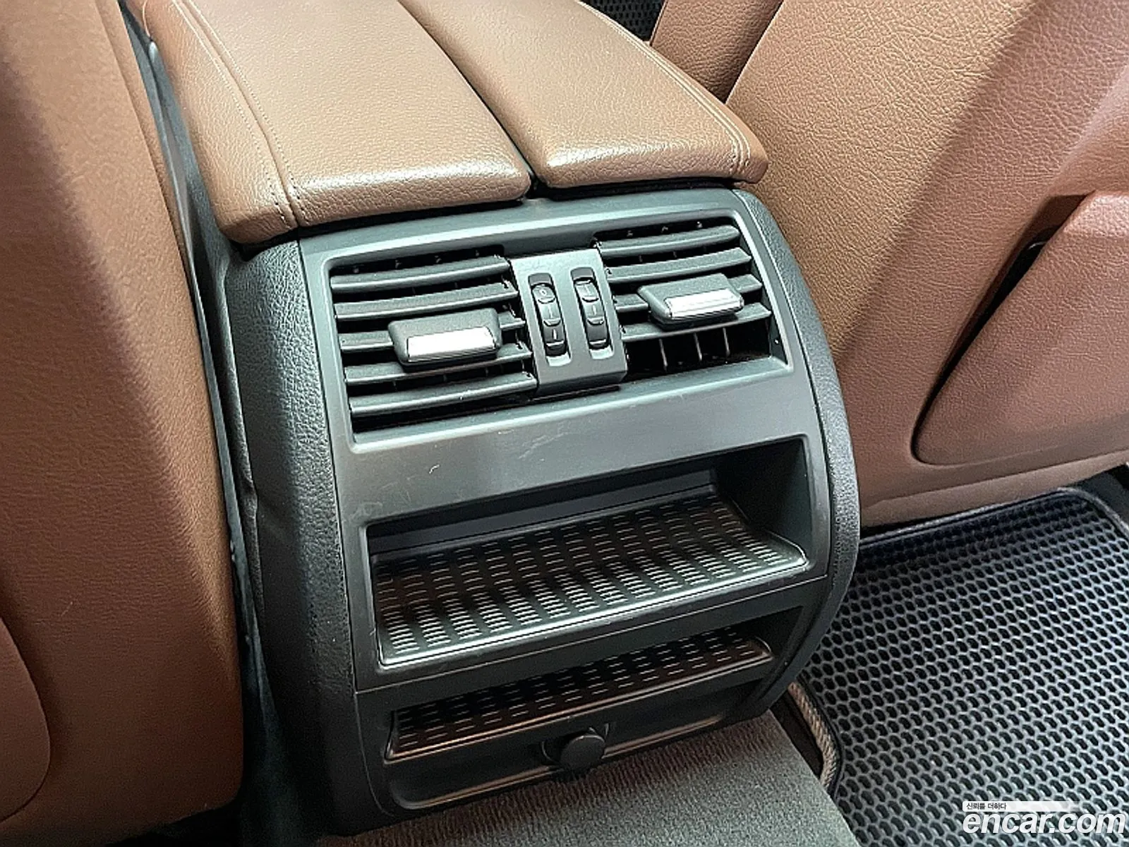BMW 5 Series 2012 — 7