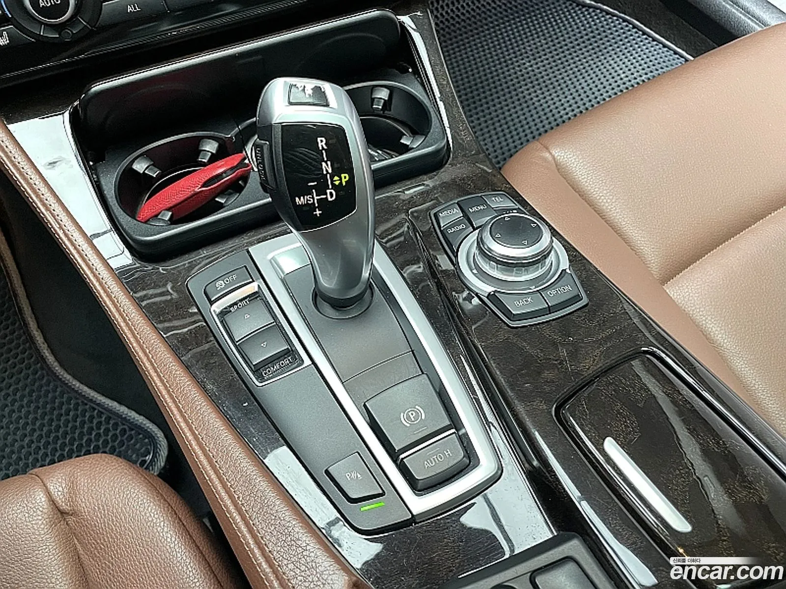 BMW 5 Series 2012 — 15