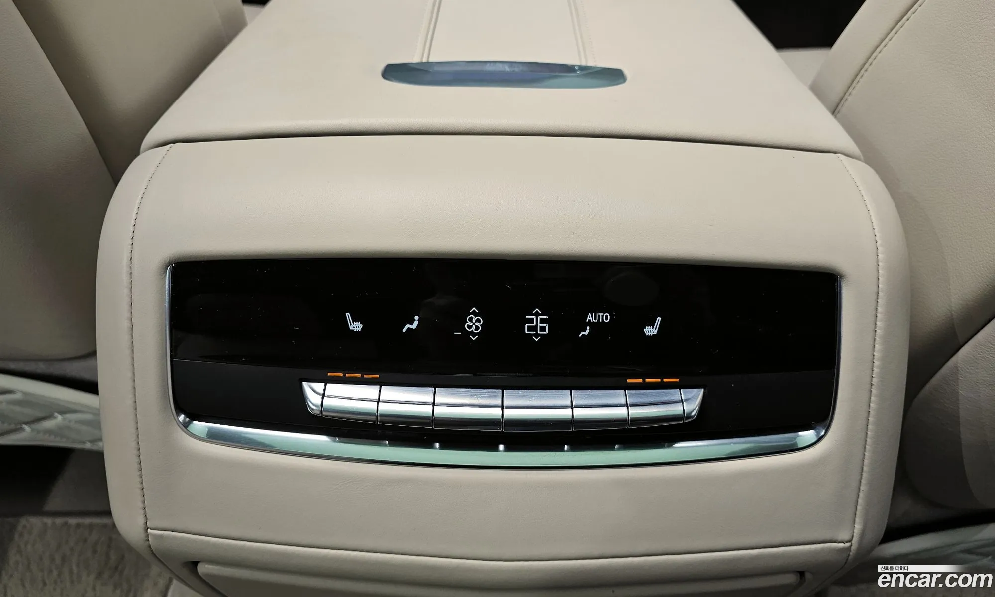 Cadillac Escalade 2023 — 20