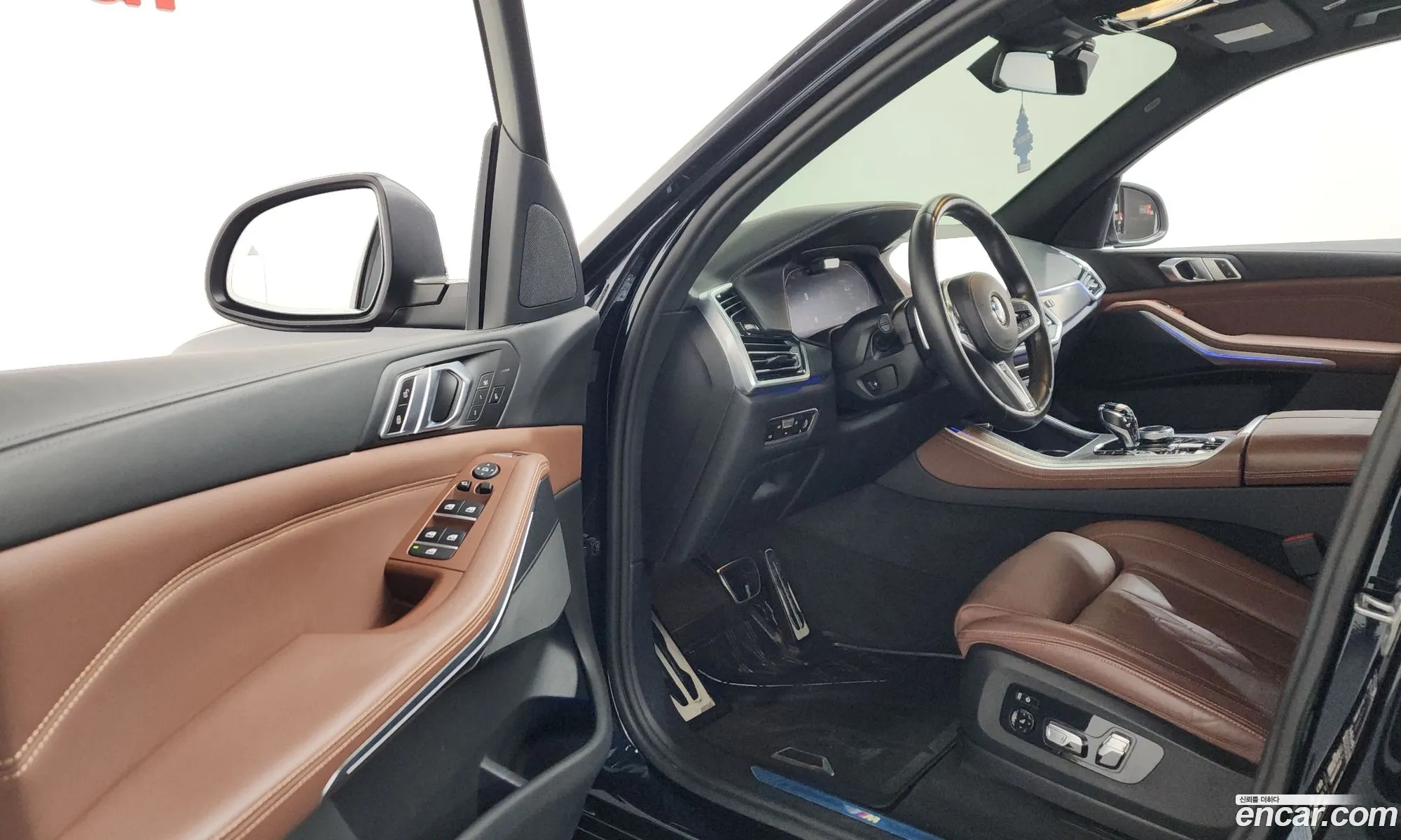 BMW X5 2022 WBACR6107N9N29692 — 4
