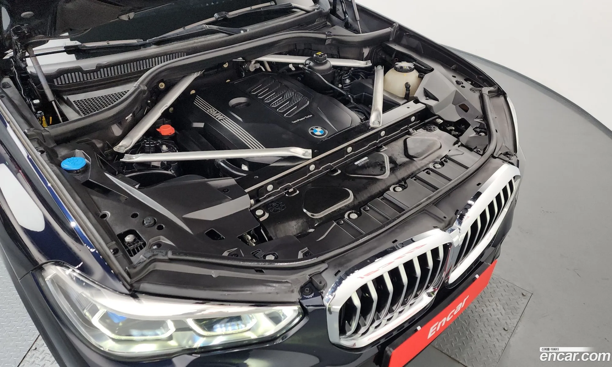 BMW X5 2022 WBACR6107N9N29692 — 13