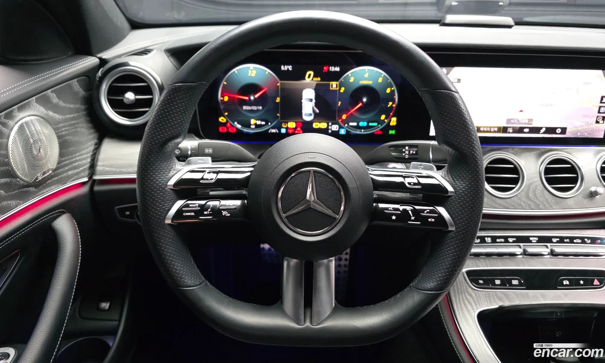 Mercedes-Benz E-Class W213 2022 — 10