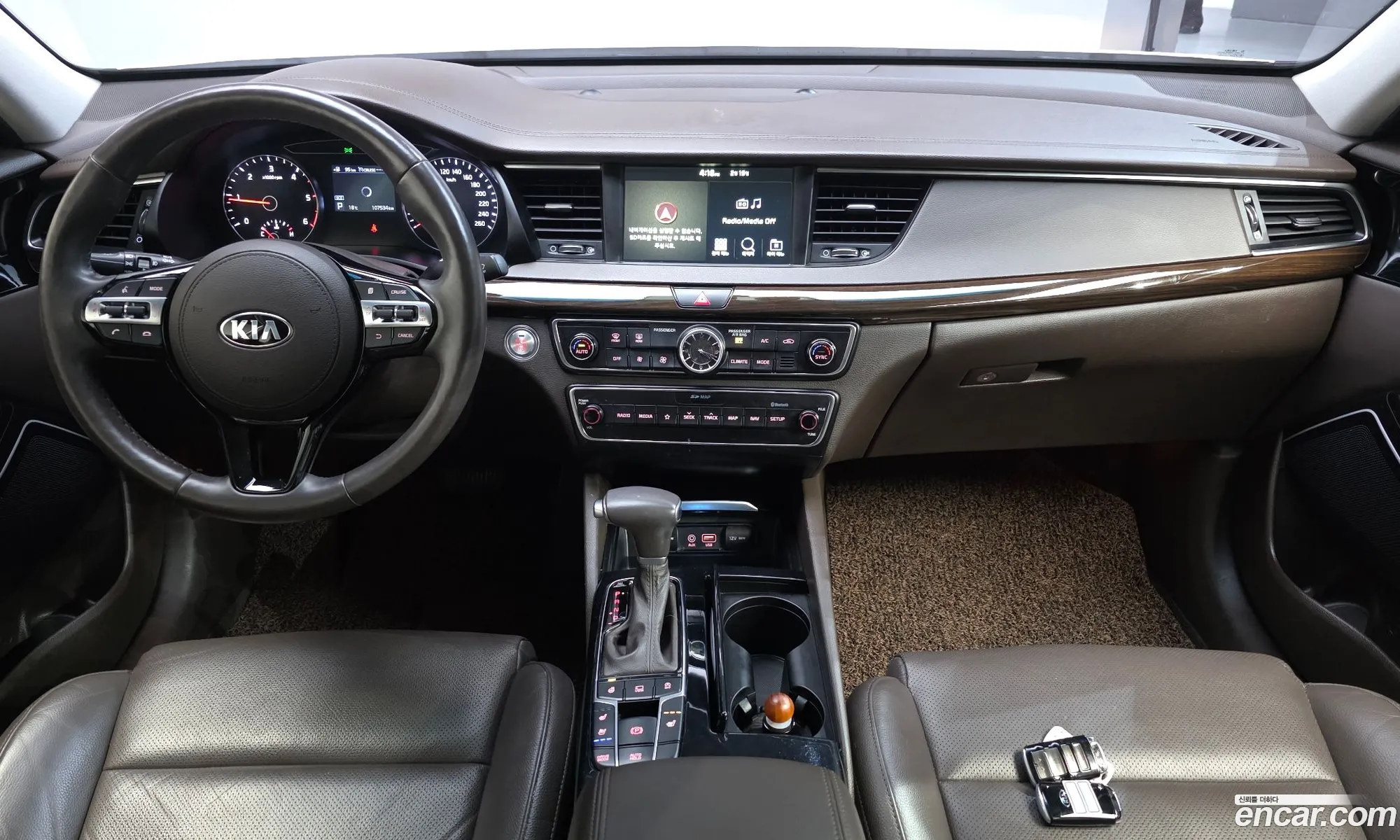 Kia K7 2019 — 14