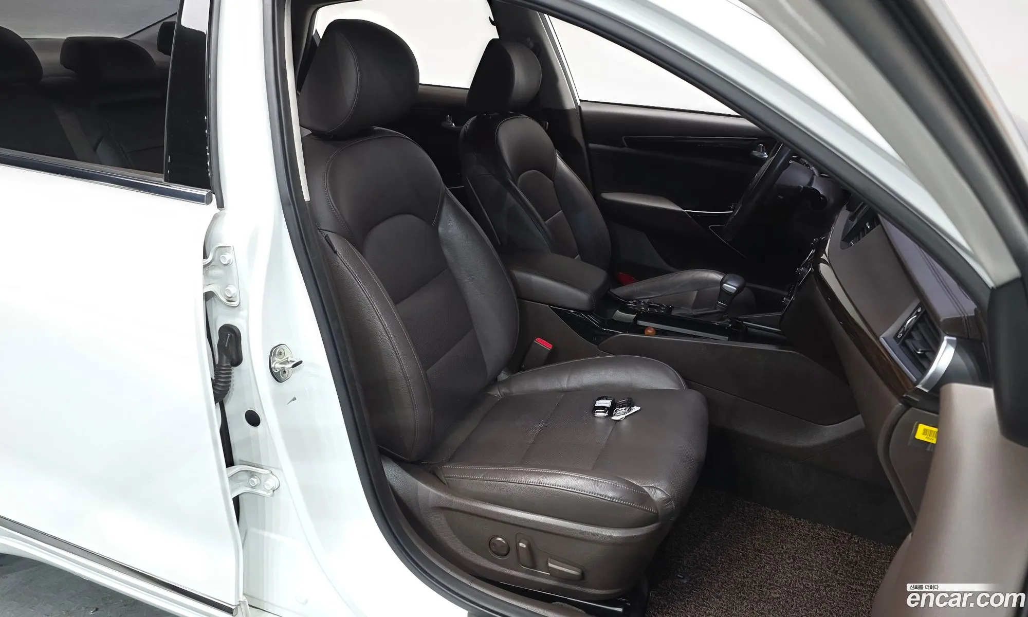 Kia K7 2019 — 4