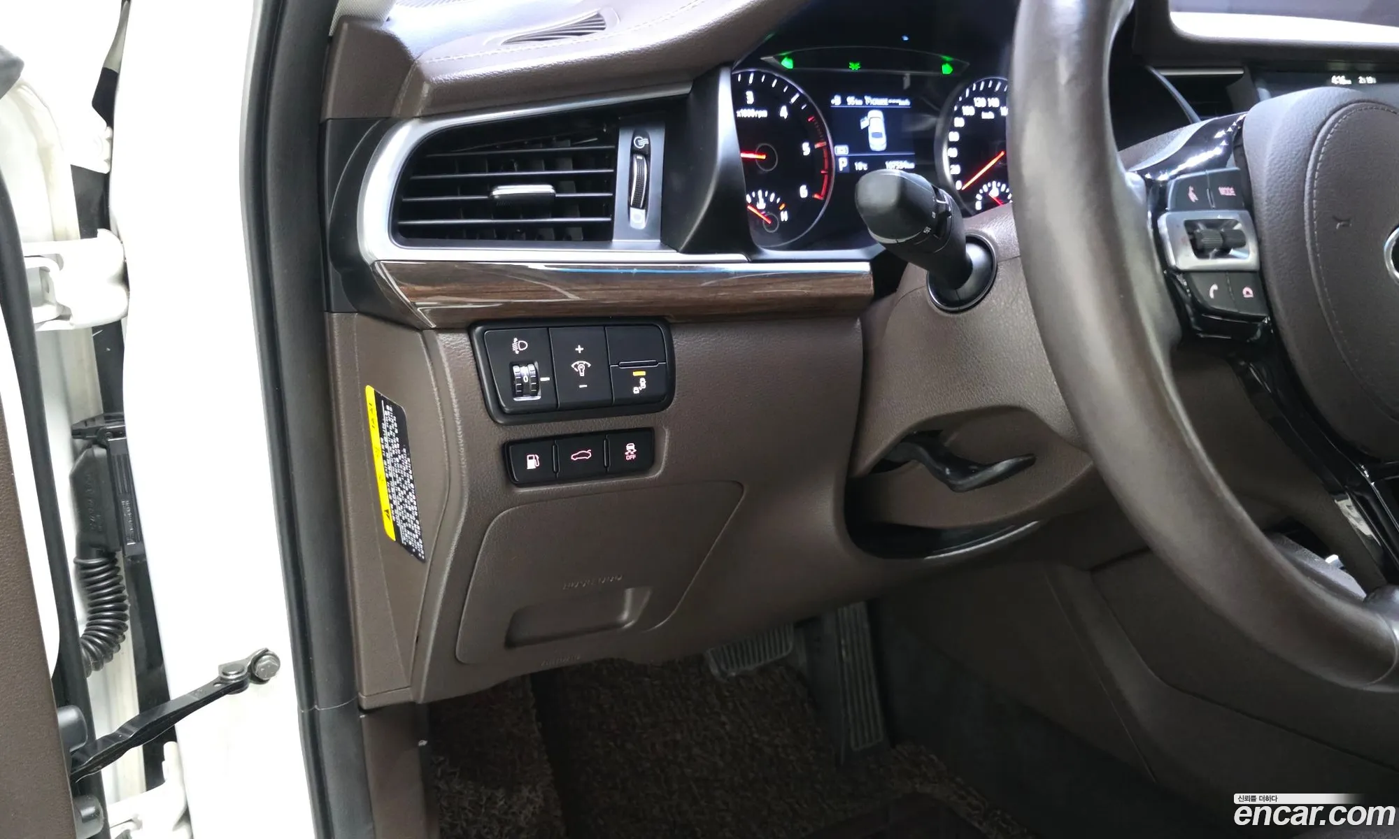 Kia K7 2019 — 18