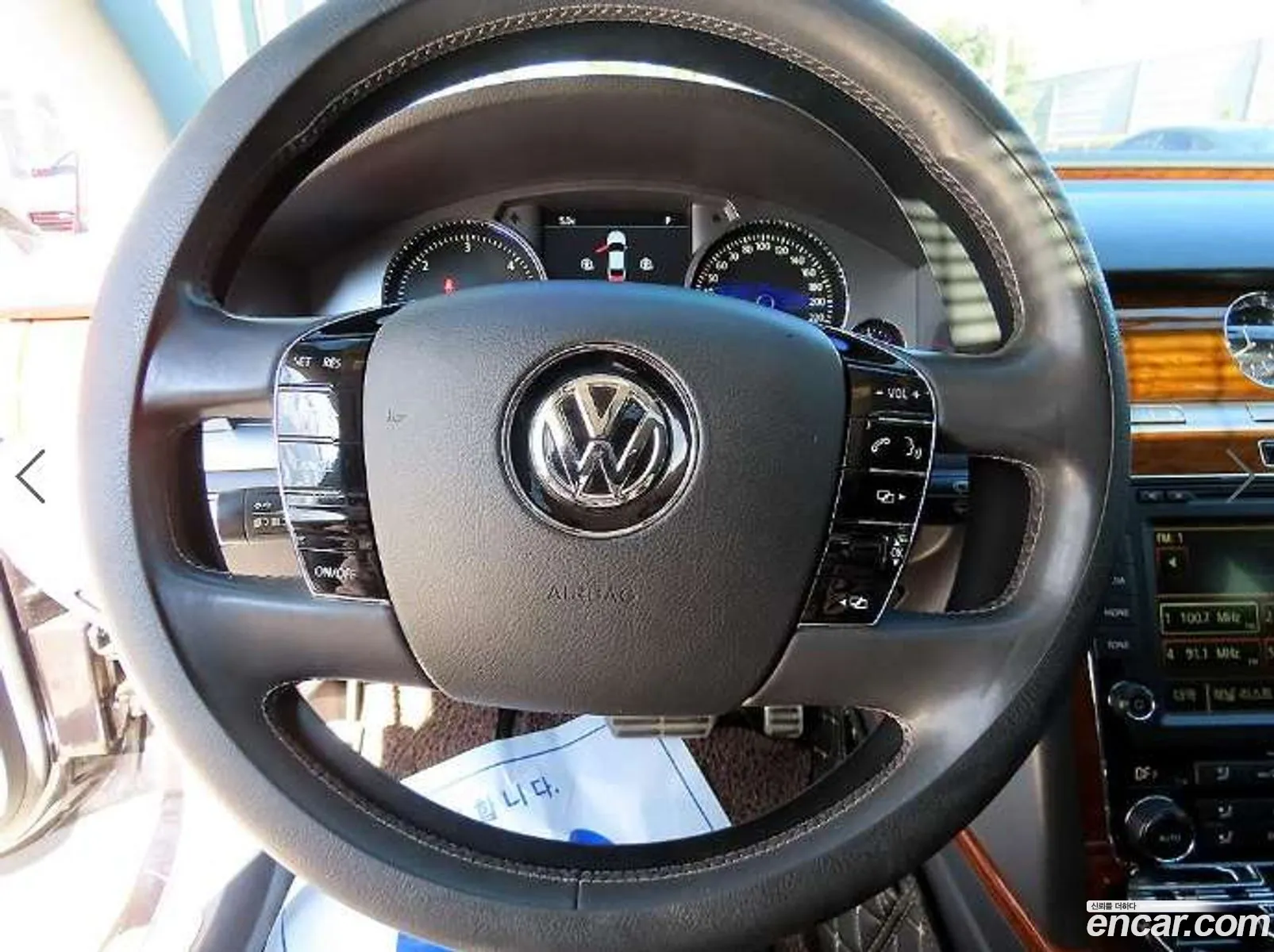Volkswagen Phaeton 2015 — 7