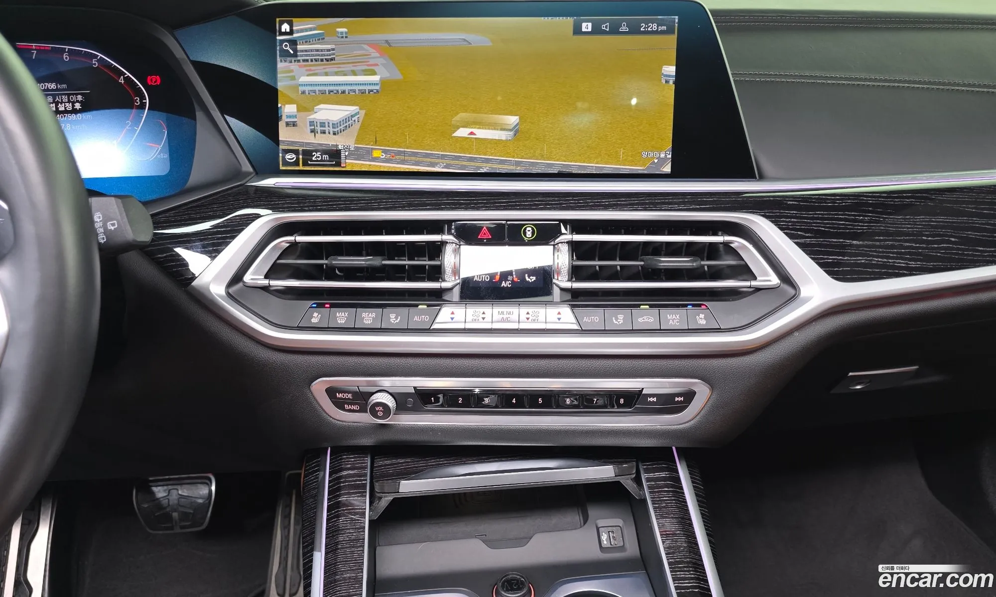 BMW X7 2021 WBACW2103M9F72932 — 18