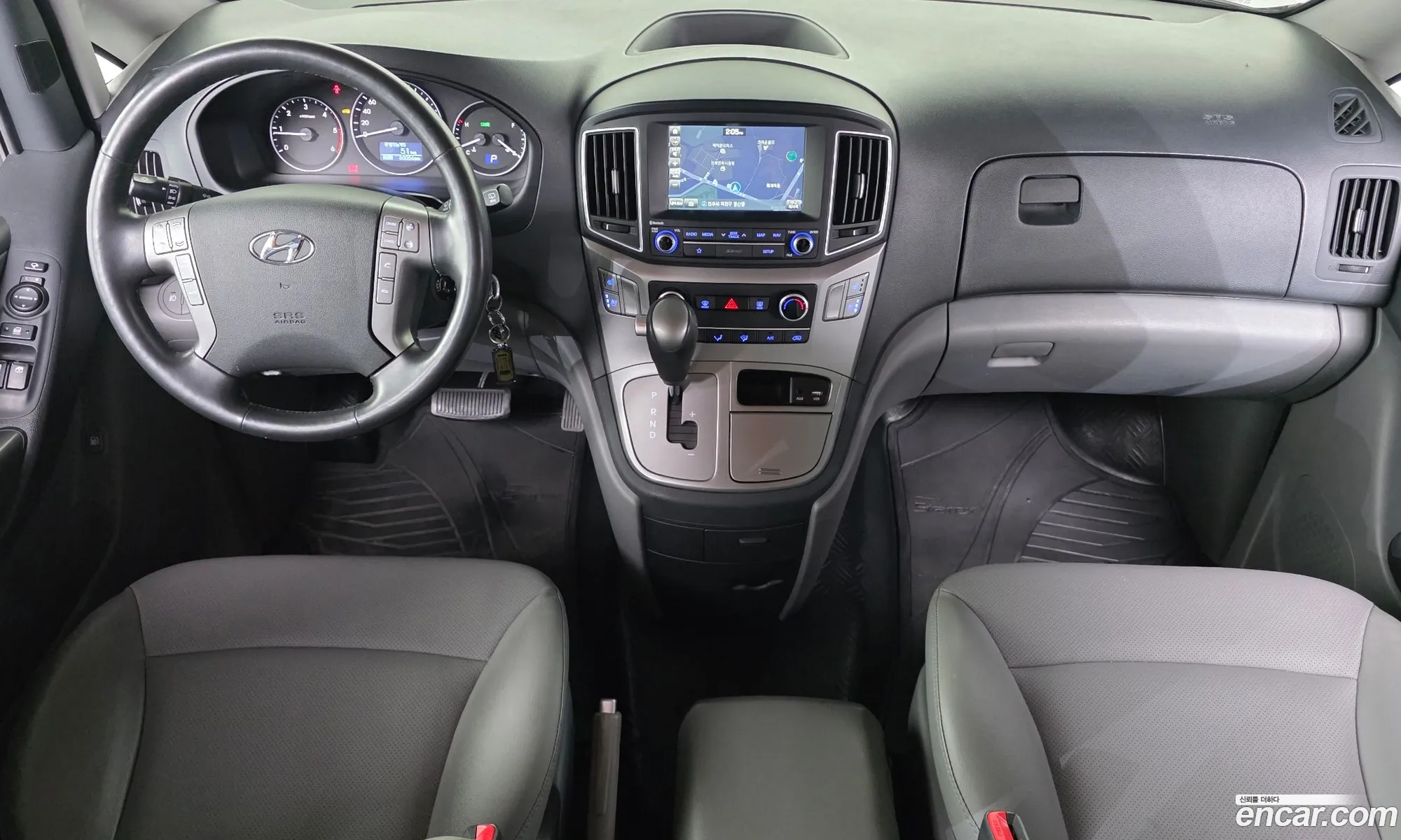 Hyundai Grand Starex 2018 — 3