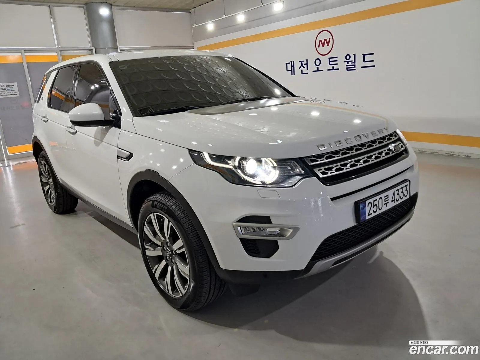 Land Rover Discovery Sport 2019 — 8