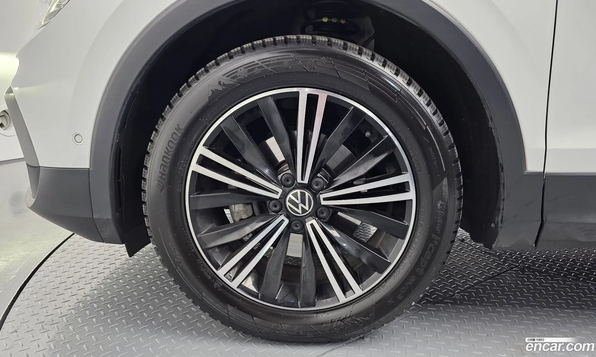 Volkswagen Tiguan 2024 — 10