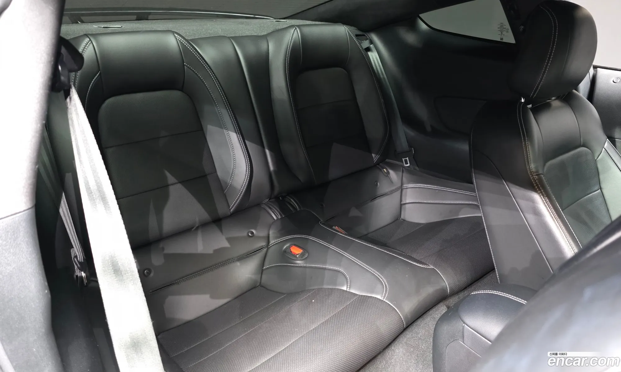 Ford Mustang 2022 1FA6P8TH1N5102977 — 19