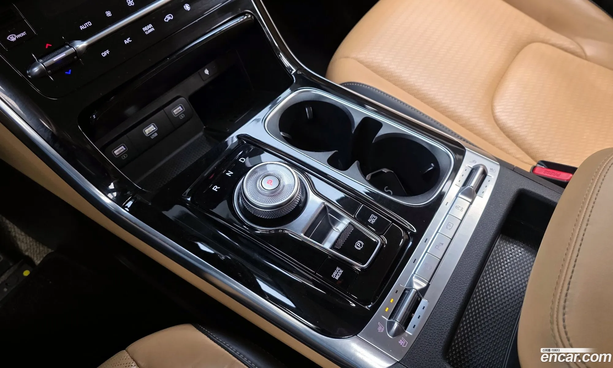 Kia Carnival 2021 — 6