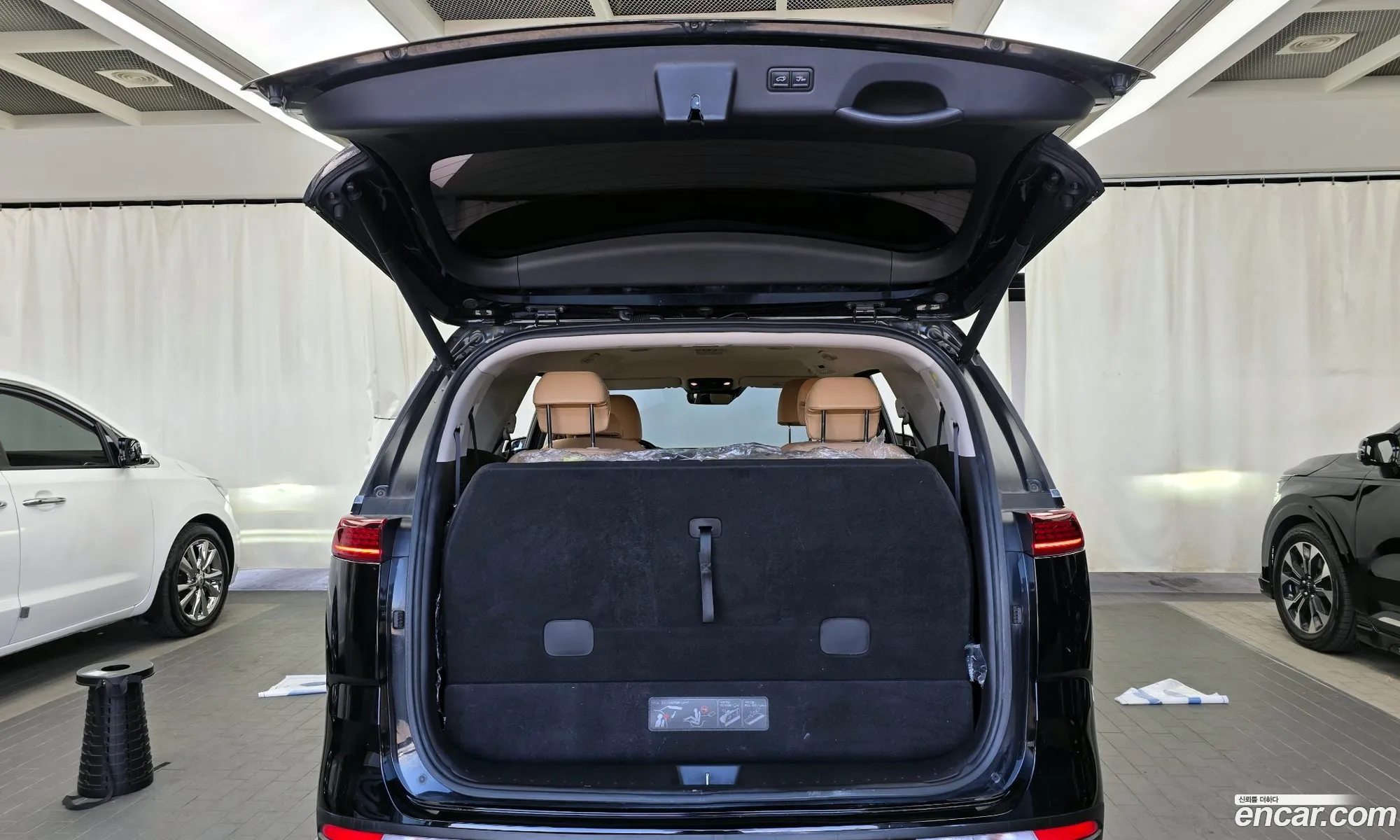 Kia Carnival 2021 — 8