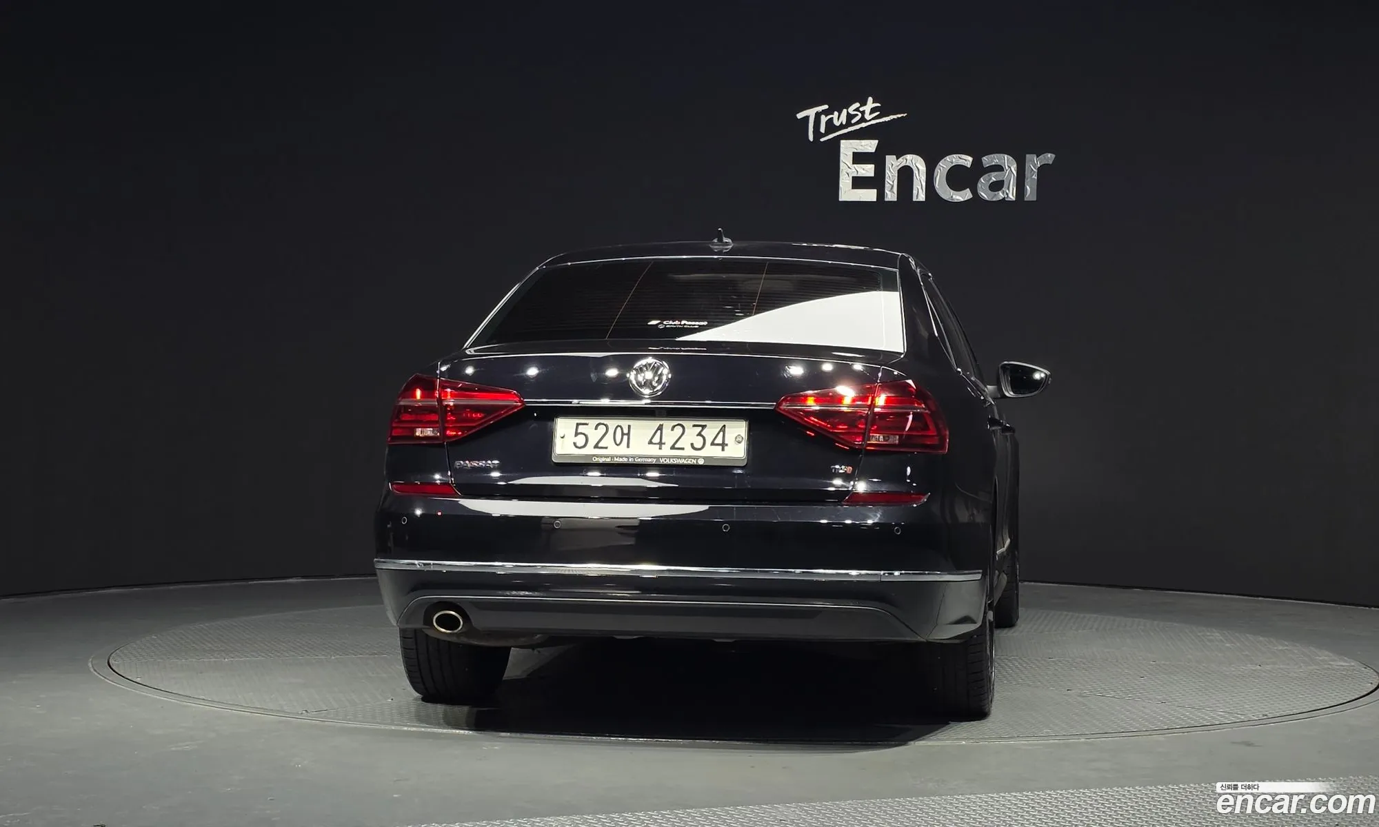 Volkswagen Passat 2018 — 18