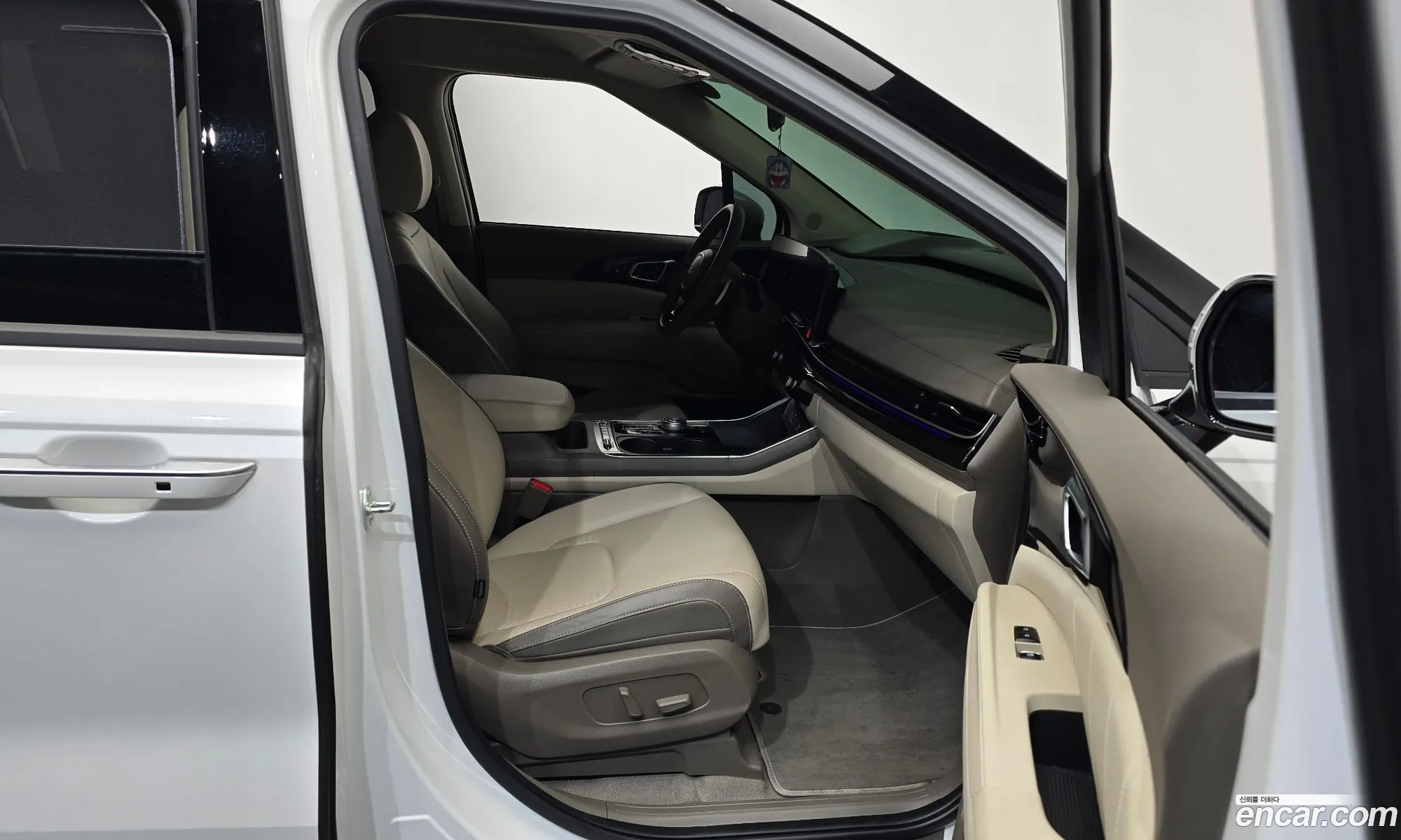Kia Carnival 2024 — 5