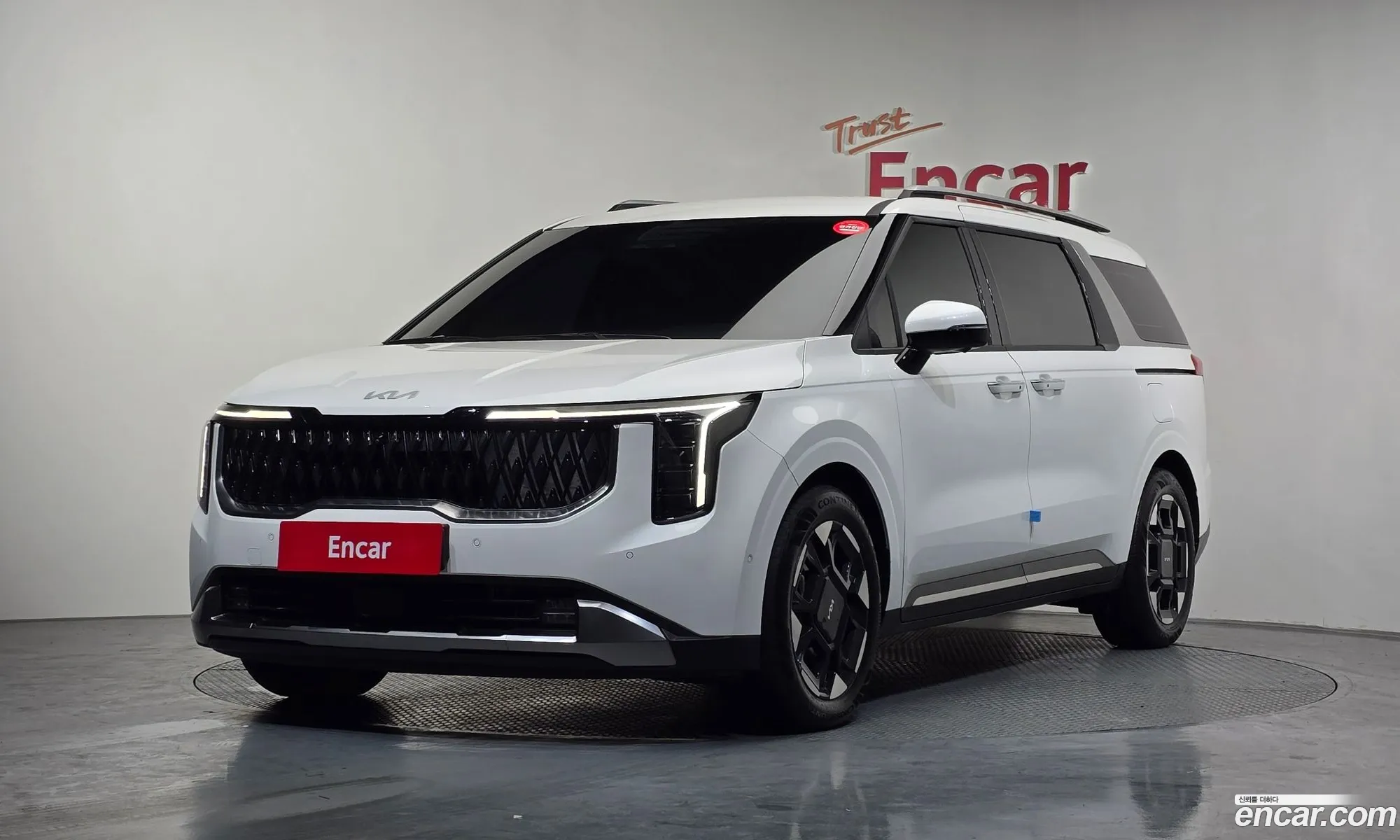Kia Carnival 2024 — 4