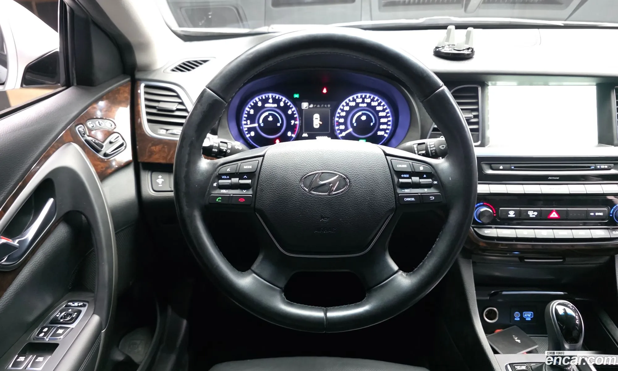 Hyundai Aslan 2015 — 7