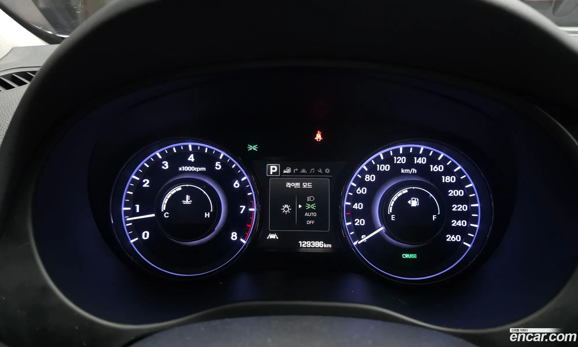 Hyundai Aslan 2015 — 2