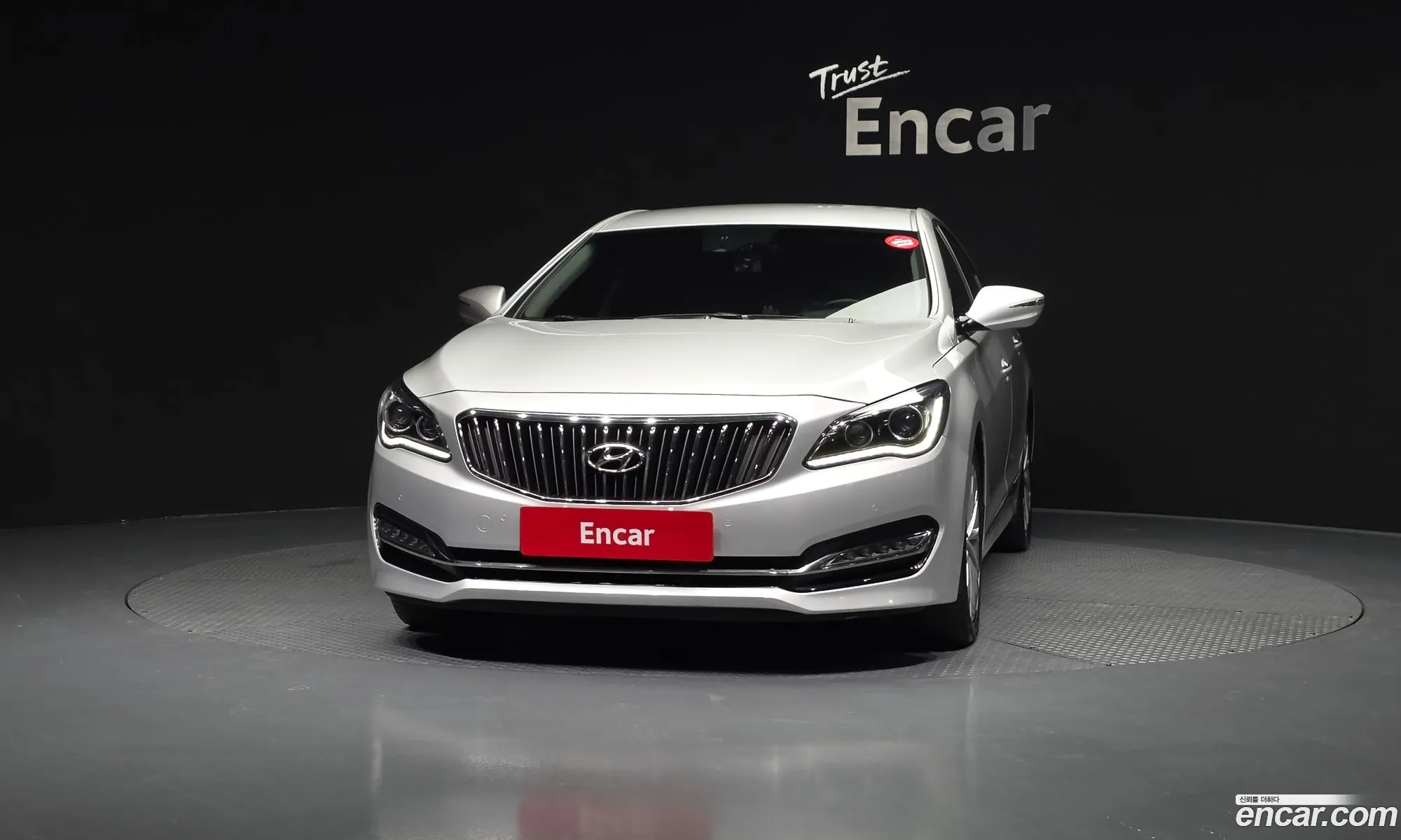 Hyundai Aslan 2015 — 14