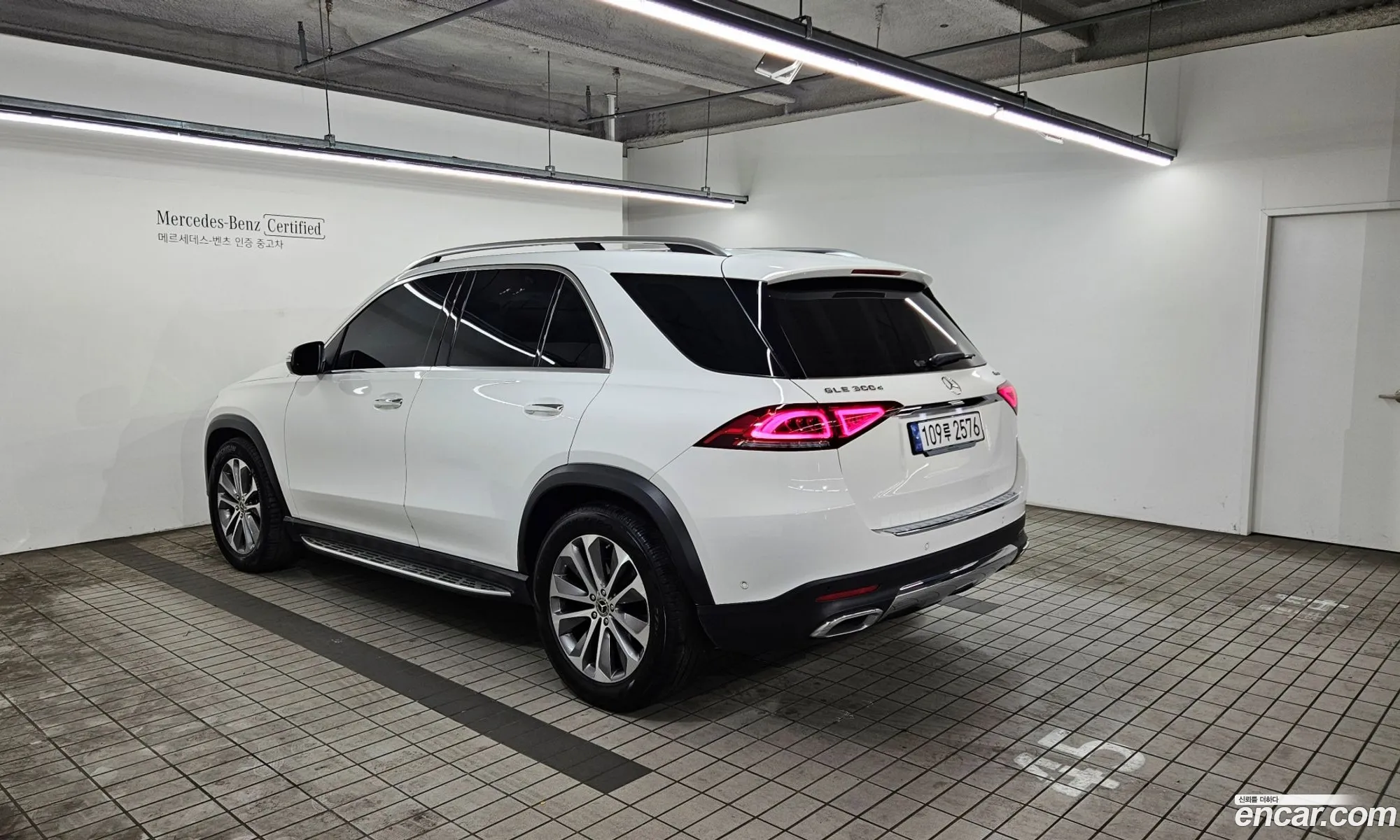 Mercedes-Benz GLE-Class W167 2023 — 15
