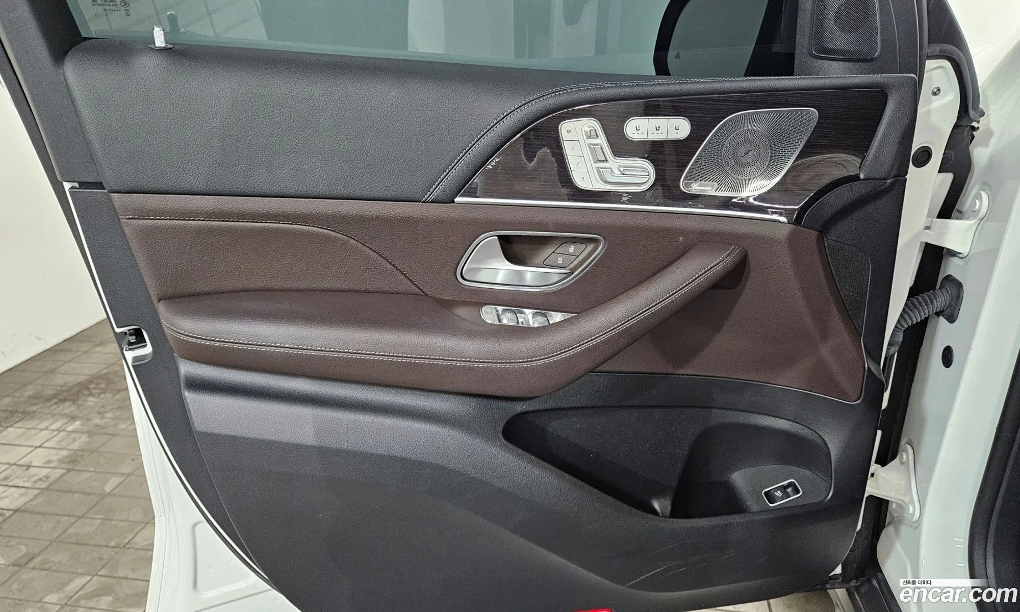 Mercedes-Benz GLE-Class W167 2023 — 14