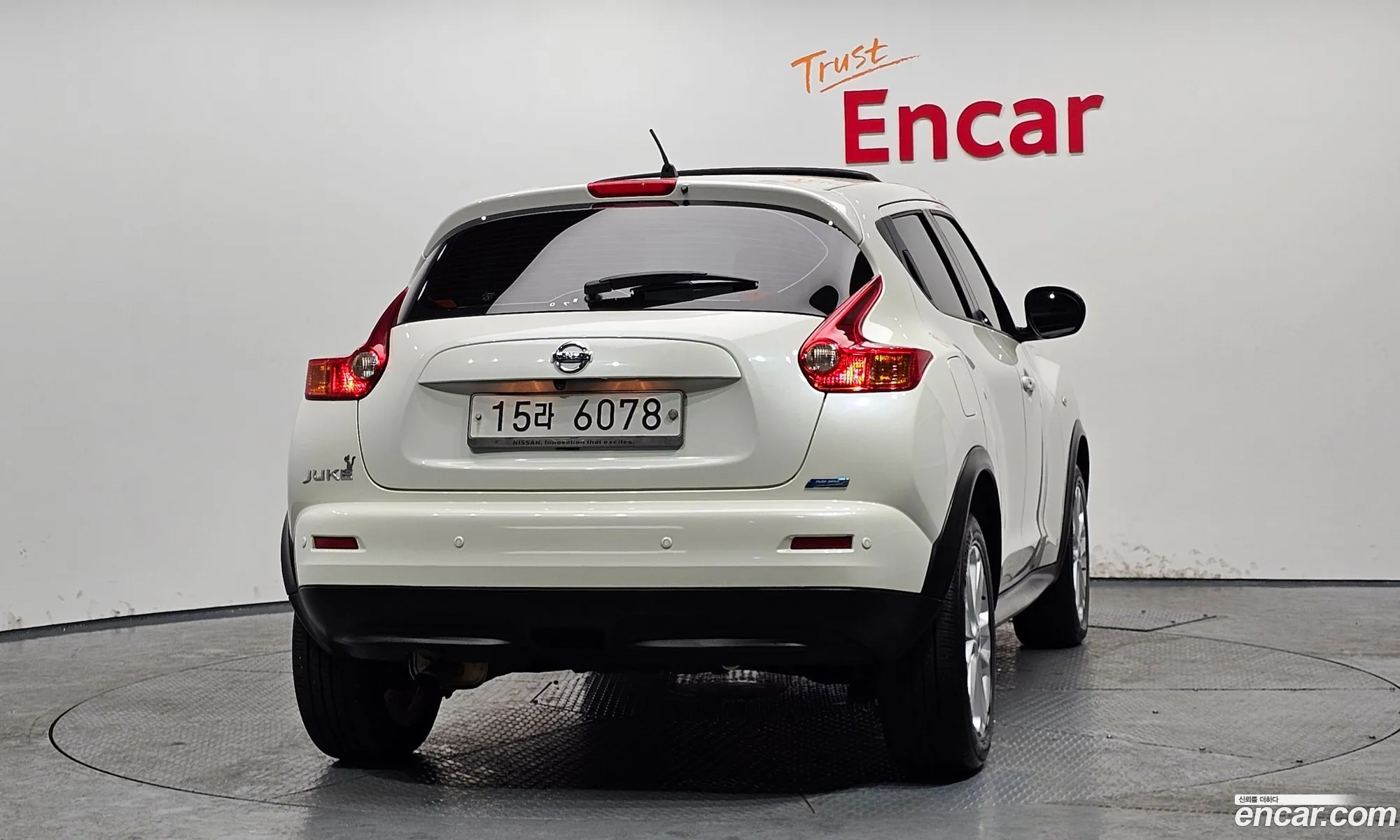 Nissan Juke 2014 — 18