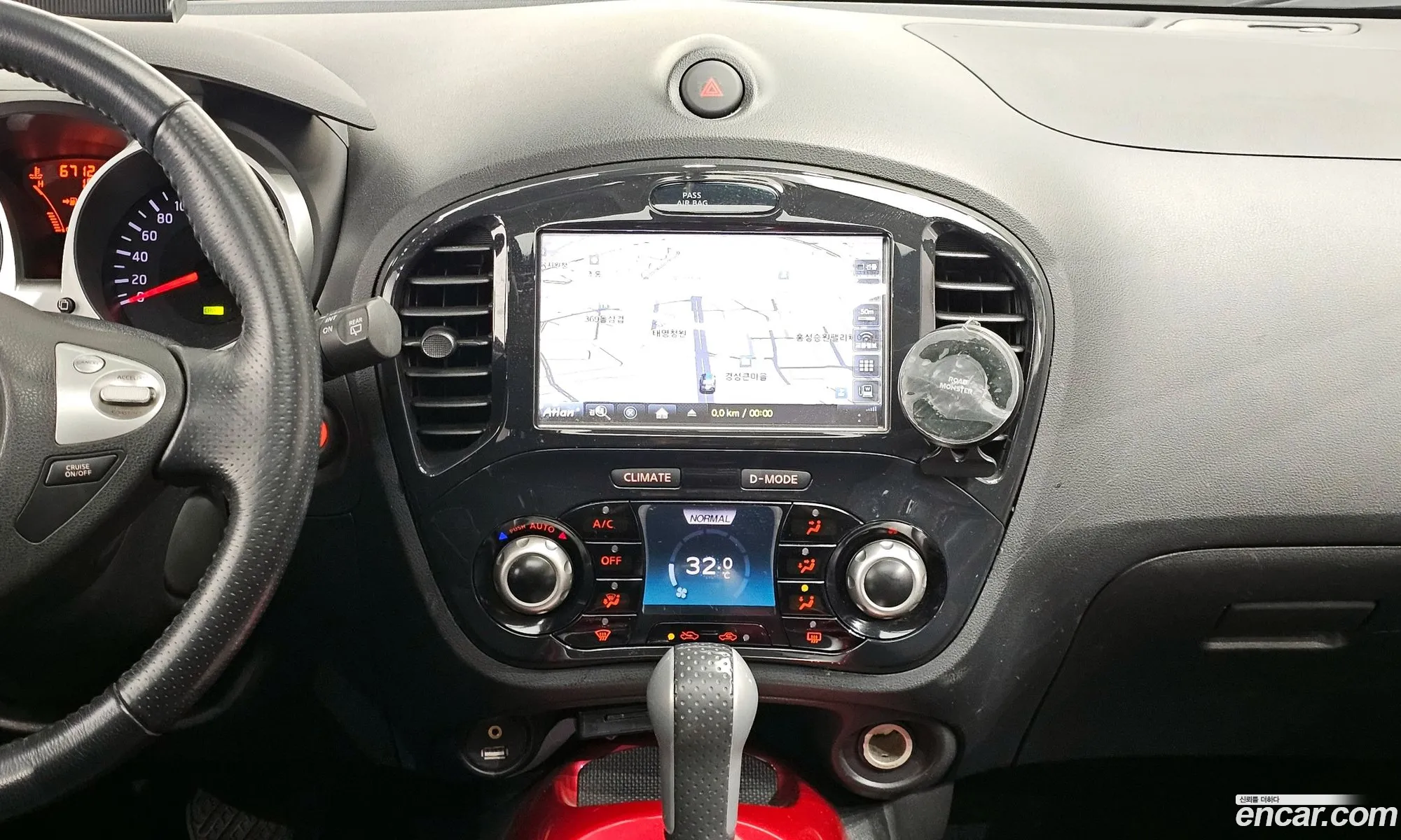 Nissan Juke 2014 — 11