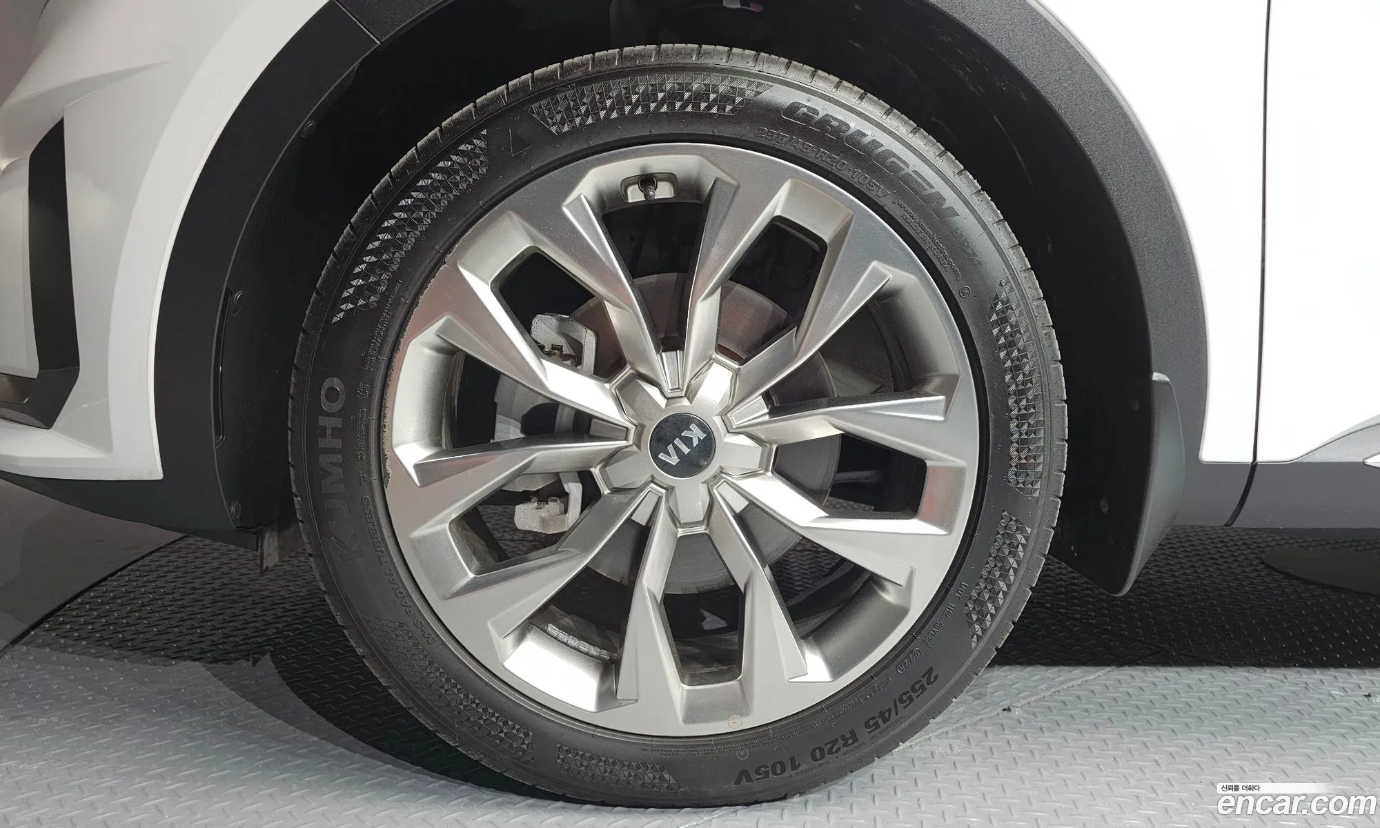 Kia Sorento 2020 KNARF81BGMA042382 — 11