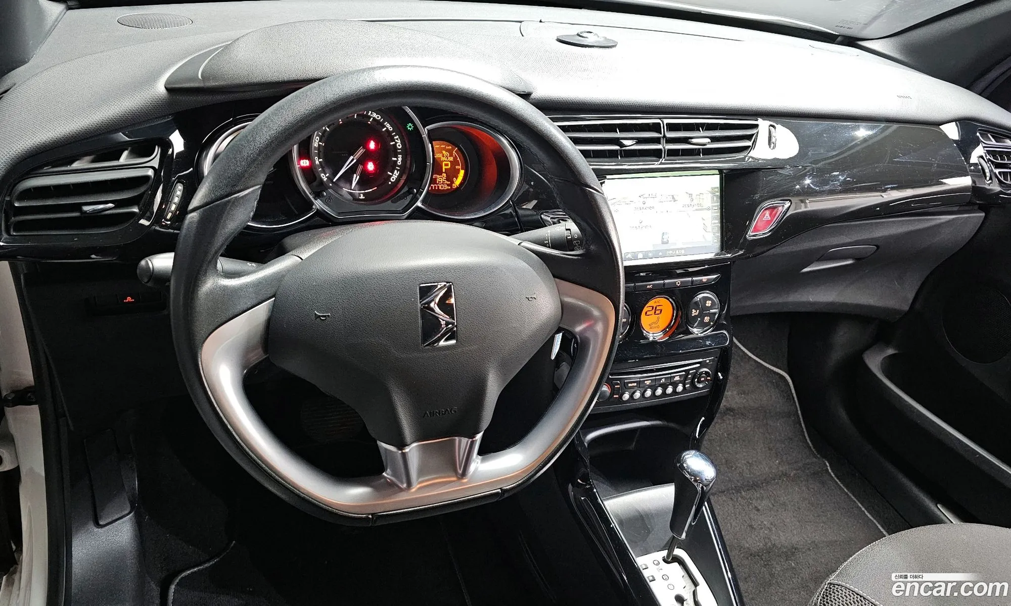 Citroen/DS DS3 2013 VF7SA5FS9DW501201 — 10