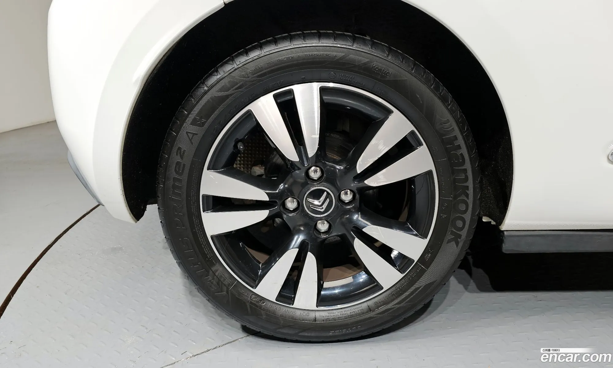 Citroen/DS DS3 2013 VF7SA5FS9DW501201 — 3