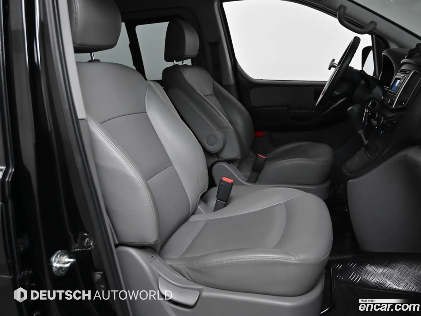 Hyundai Grand Starex 2019 — 12