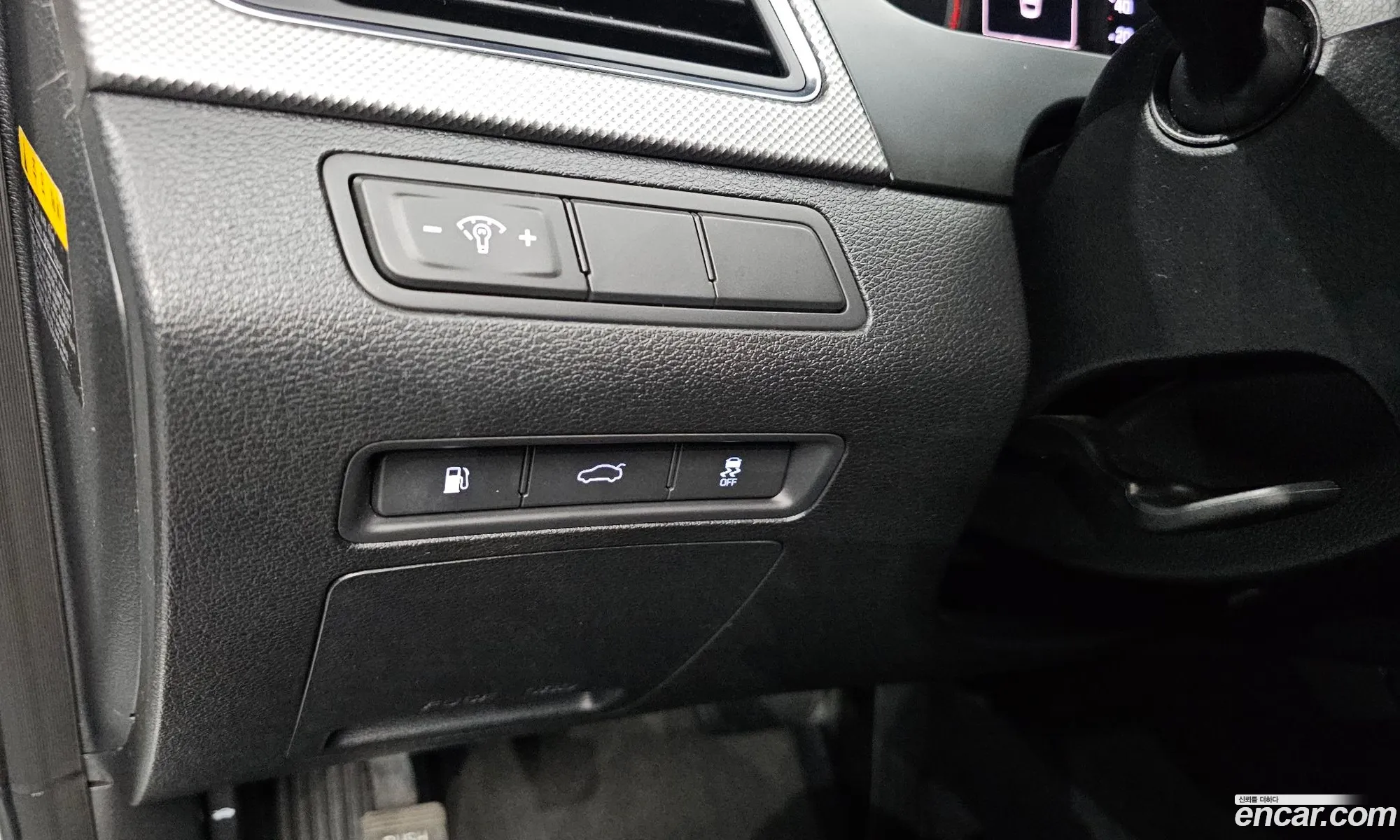 Hyundai LF Sonata 2014 — 15