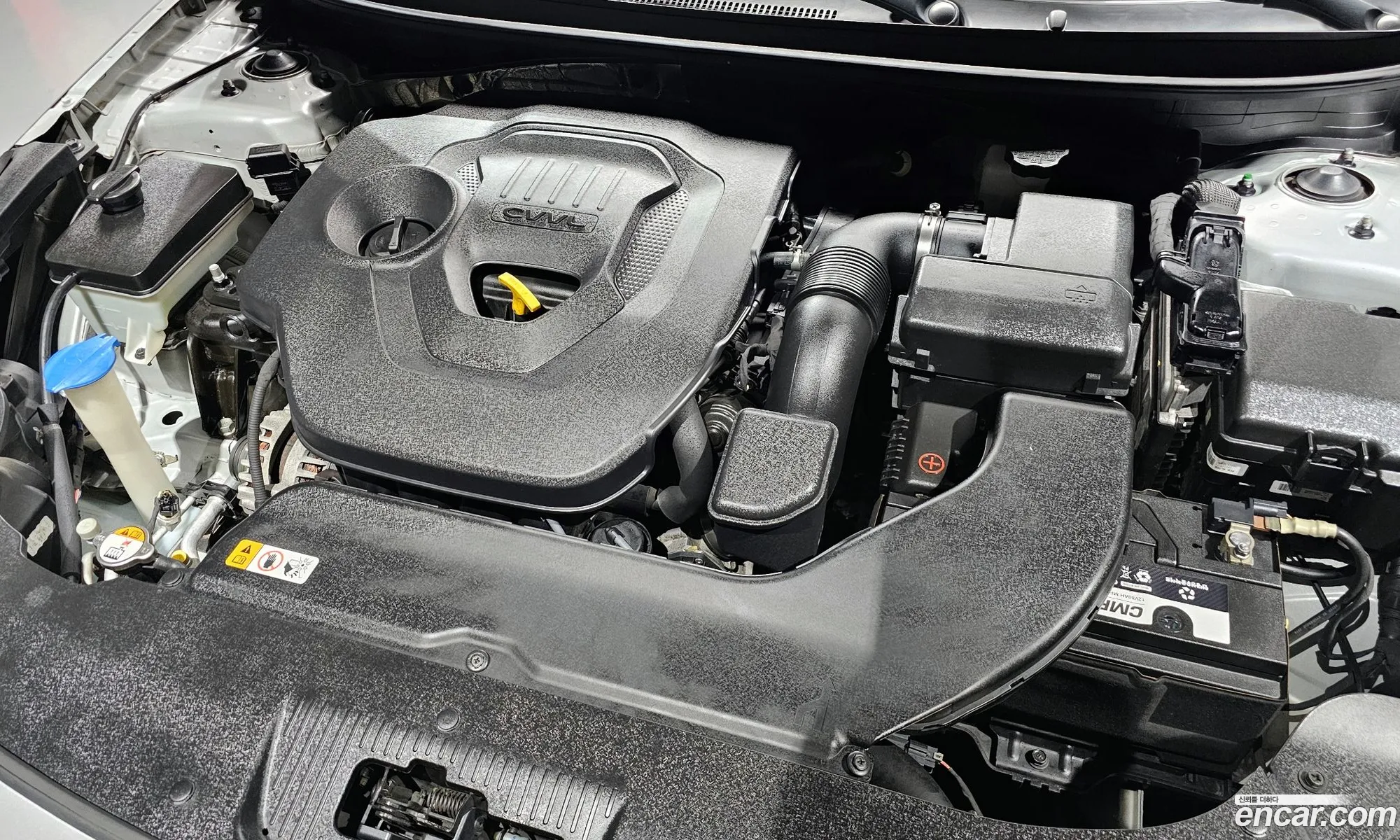 Hyundai LF Sonata 2014 — 16