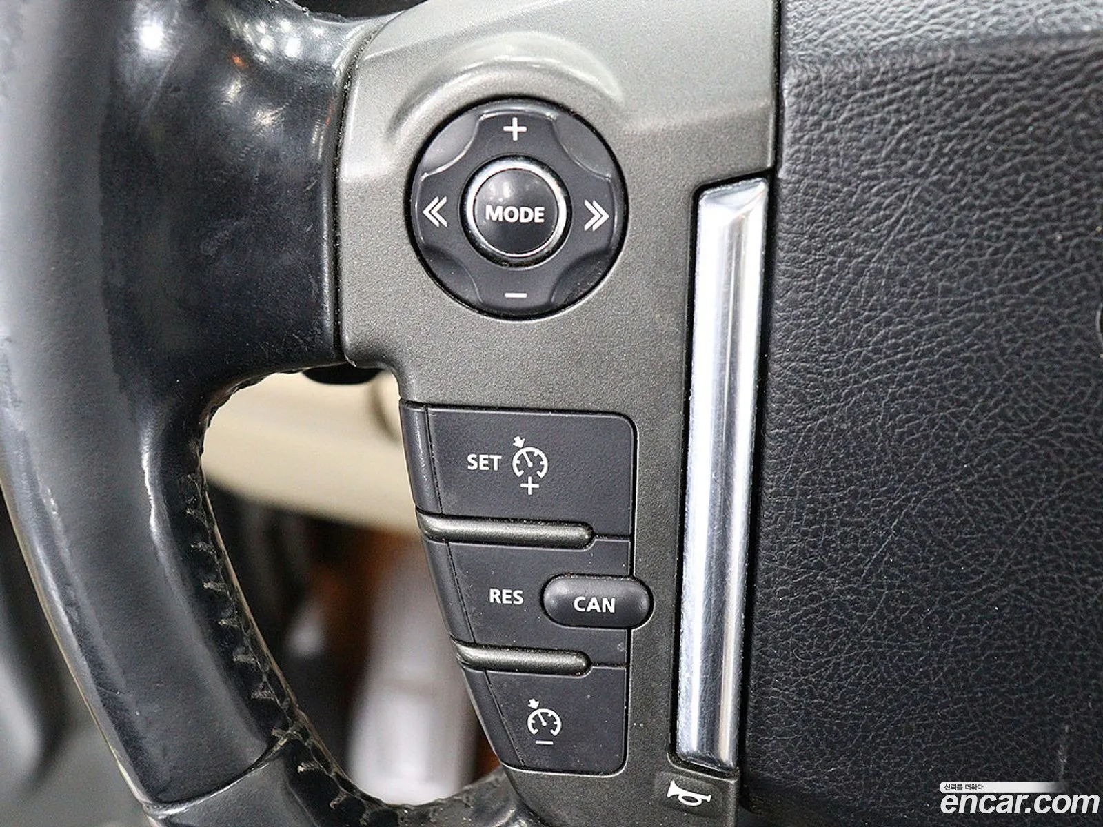 Land Rover Discovery 4 2013 — 13